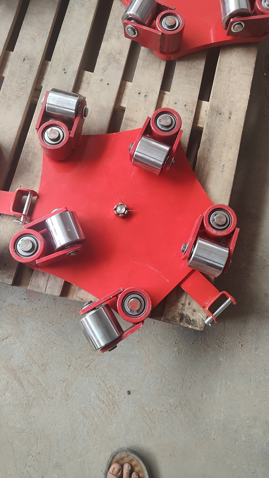 万向轮搬运坦克车地牛移动小坦克重型搬运神器360°度旋转移位器,万向