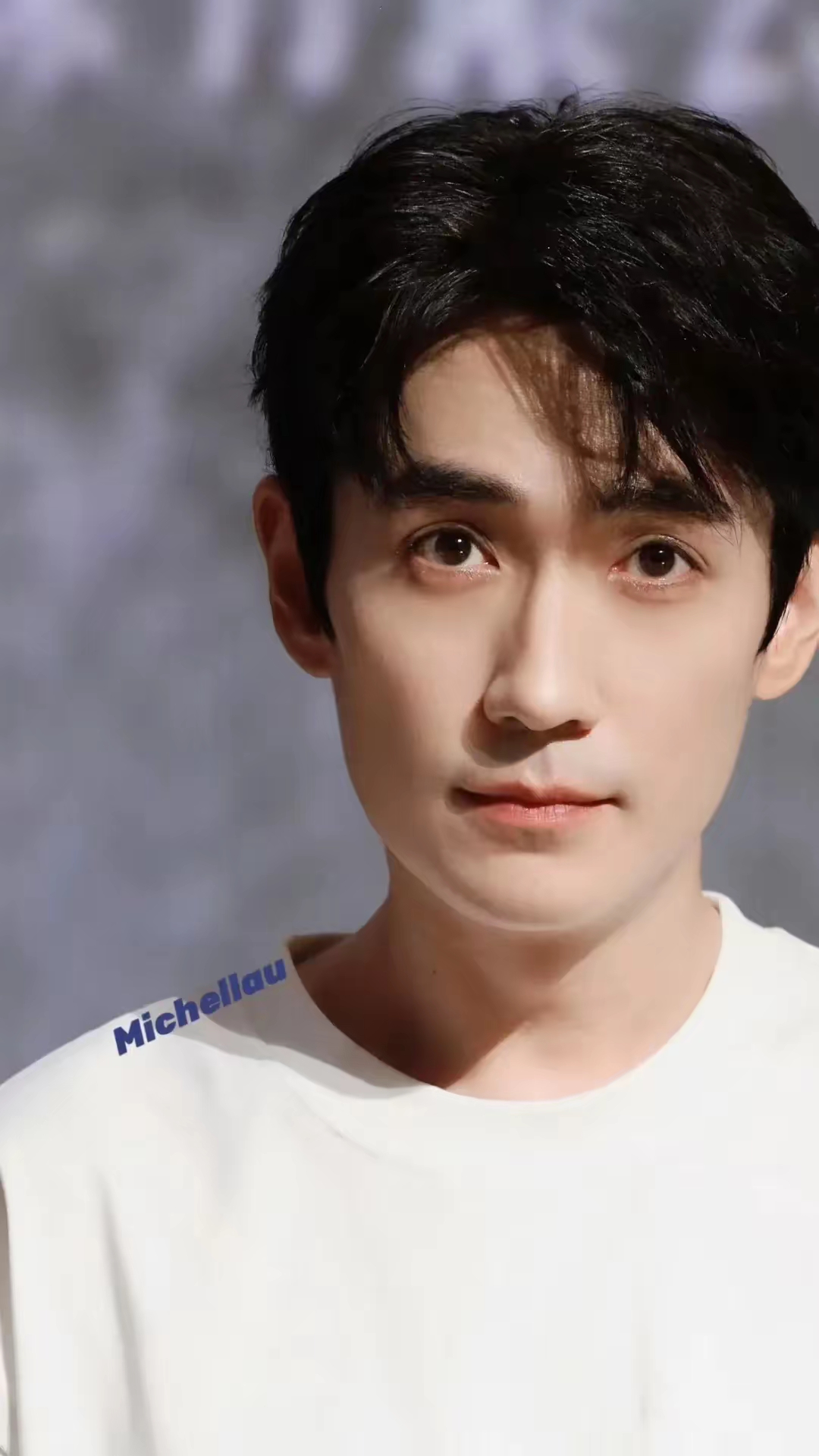 在9月11日和12日,朱一龙因饰演《志愿军》里的李想角色,朱一龙说要