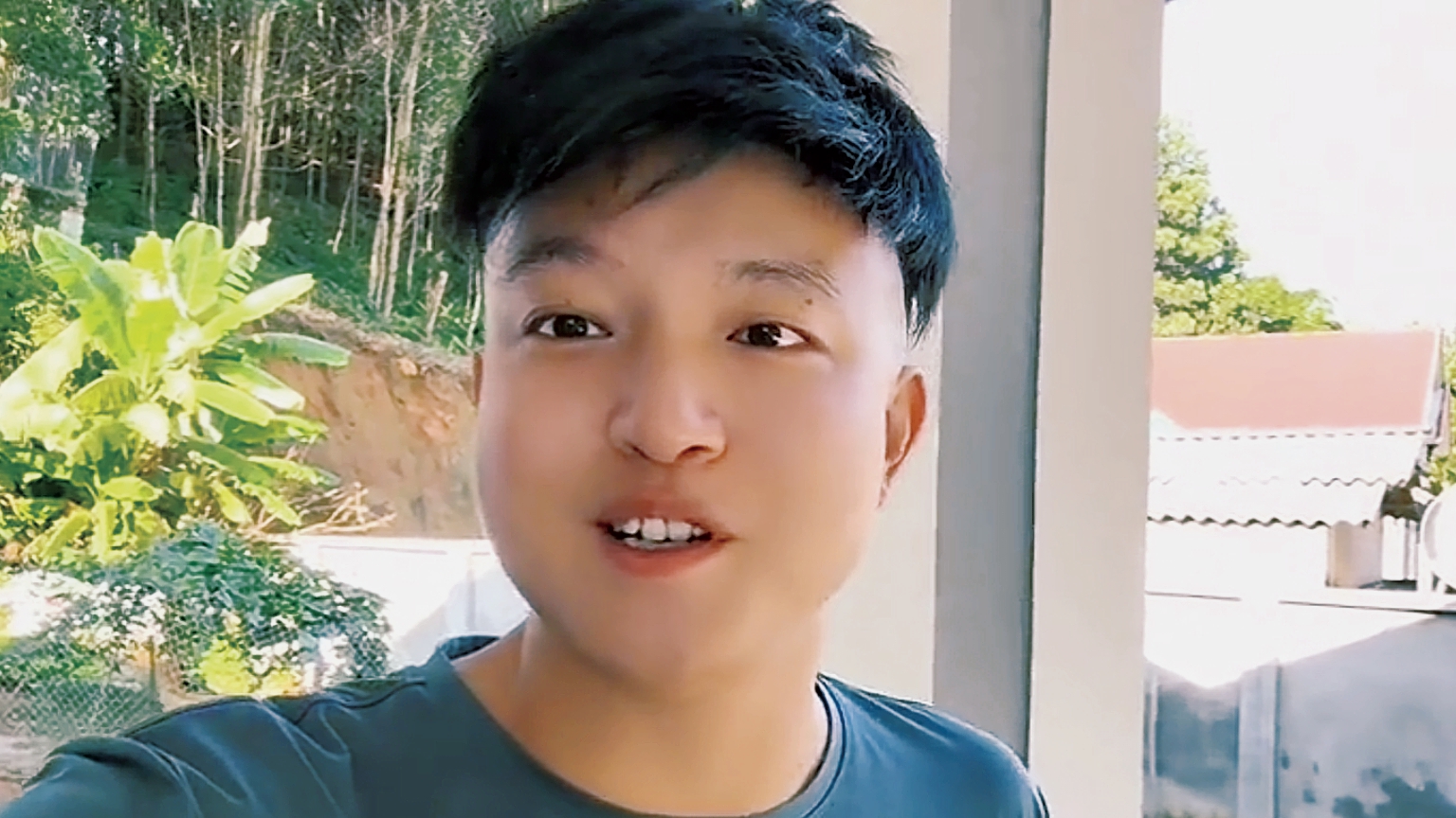 9月份到了学校开学的时候,有孩子的需要上学,家里都
