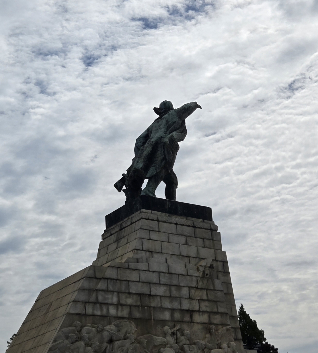 打卡# 辽沈战役英烈永垂不朽