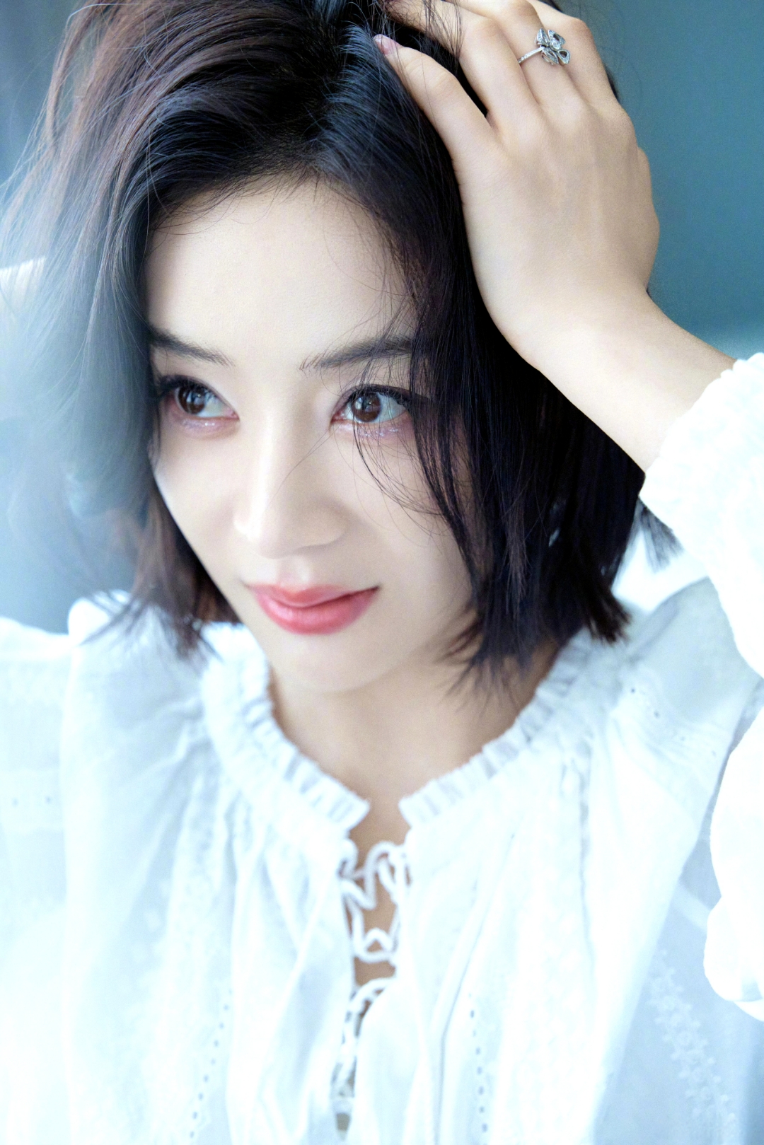 袁姗姗的这组写真太有氛围感啦