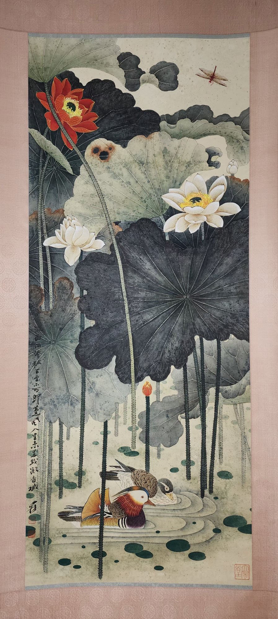 精品收藏 张大千 水墨画荷花鸳鸯图立轴