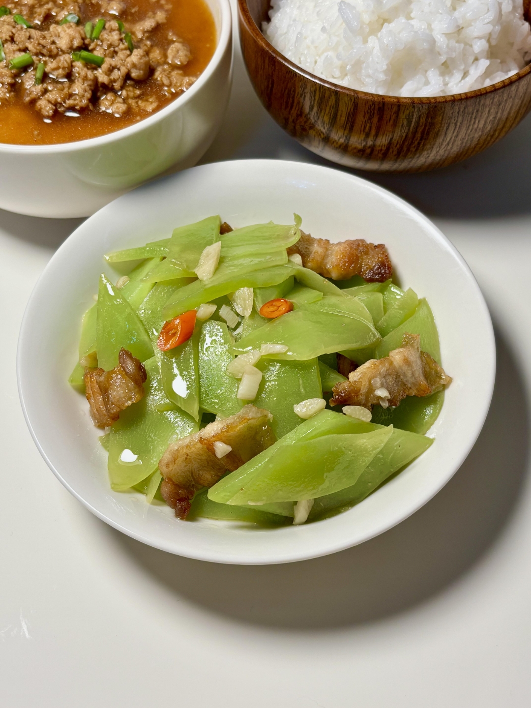 吃干净健康的饭	 肉沫鸡蛋 五花肉炒莴笋