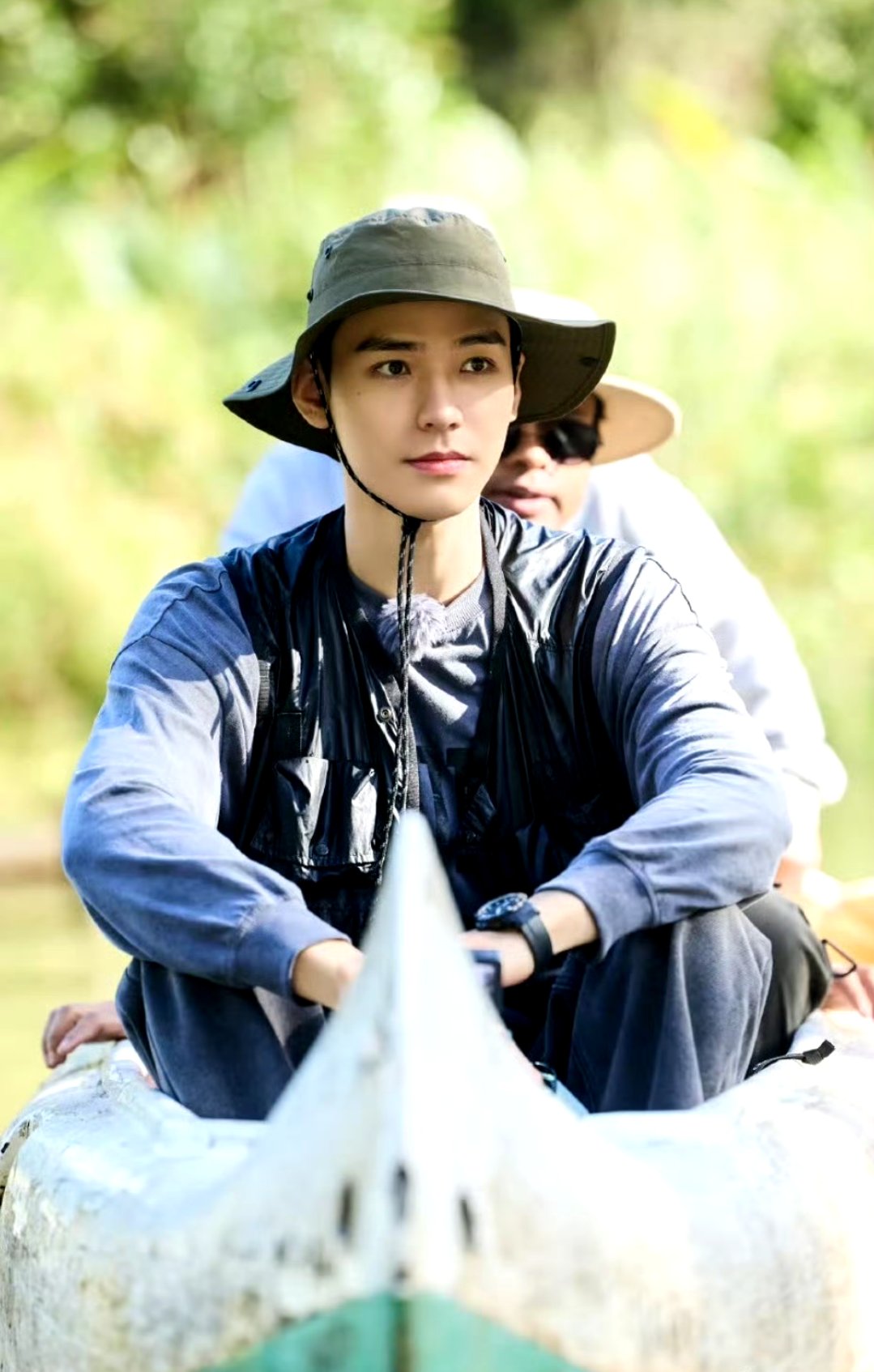 总而言之一句话:龚俊人格魅力润物细无声!就拿本期花少来说吧