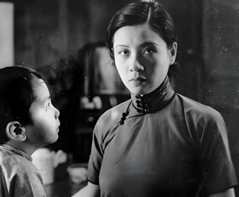 阮玲玉:"哎,我一死何足惜,不过,还是怕人言可畏,人言可畏罢了