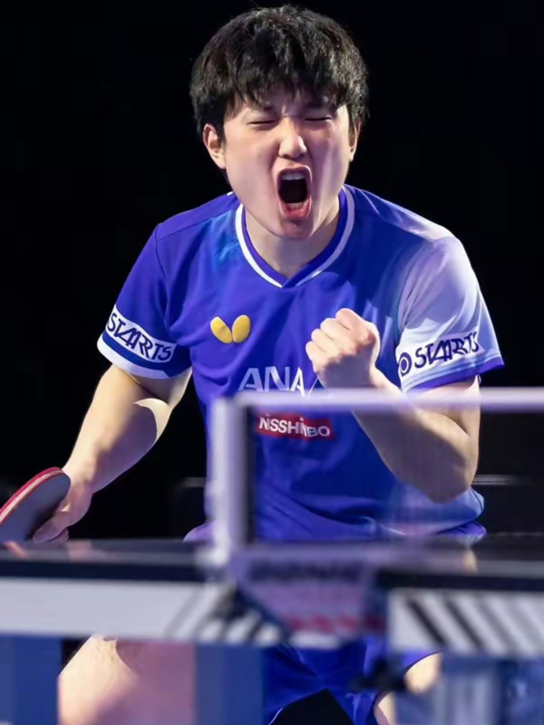 张本智和把自己"杀红眼" 首局直接轰出8