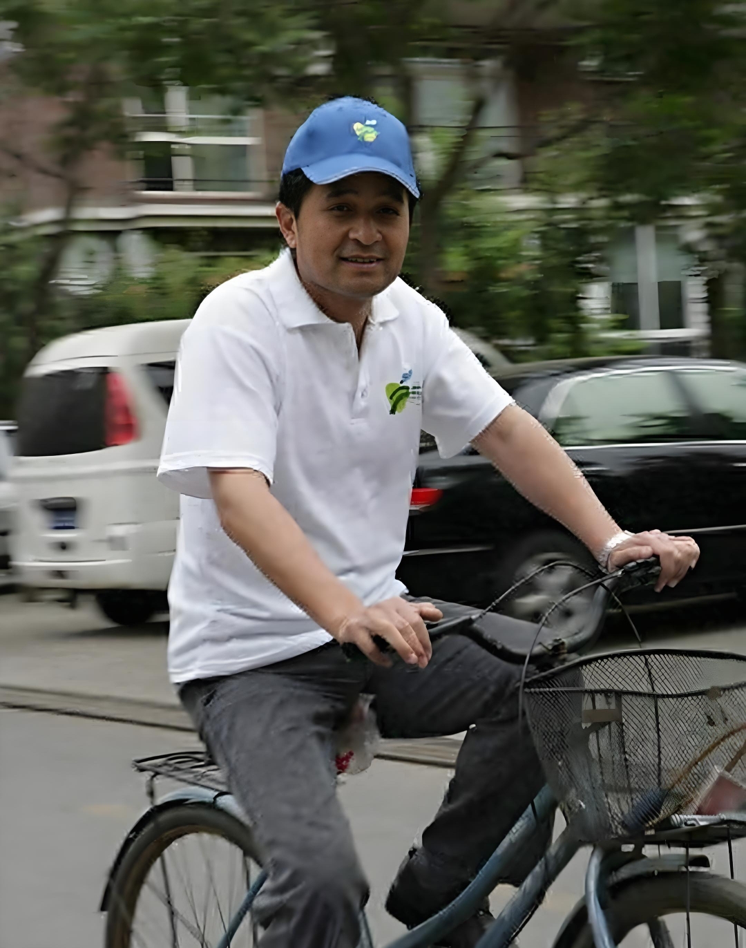 毕福剑曾感慨:"我捧红过很多艺人,可当我落魄时,不少人只是看笑话