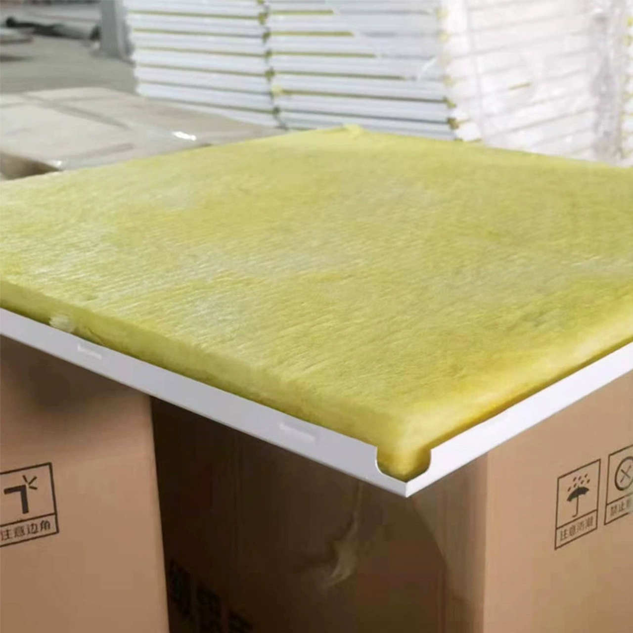 穿孔铝复合吸音板