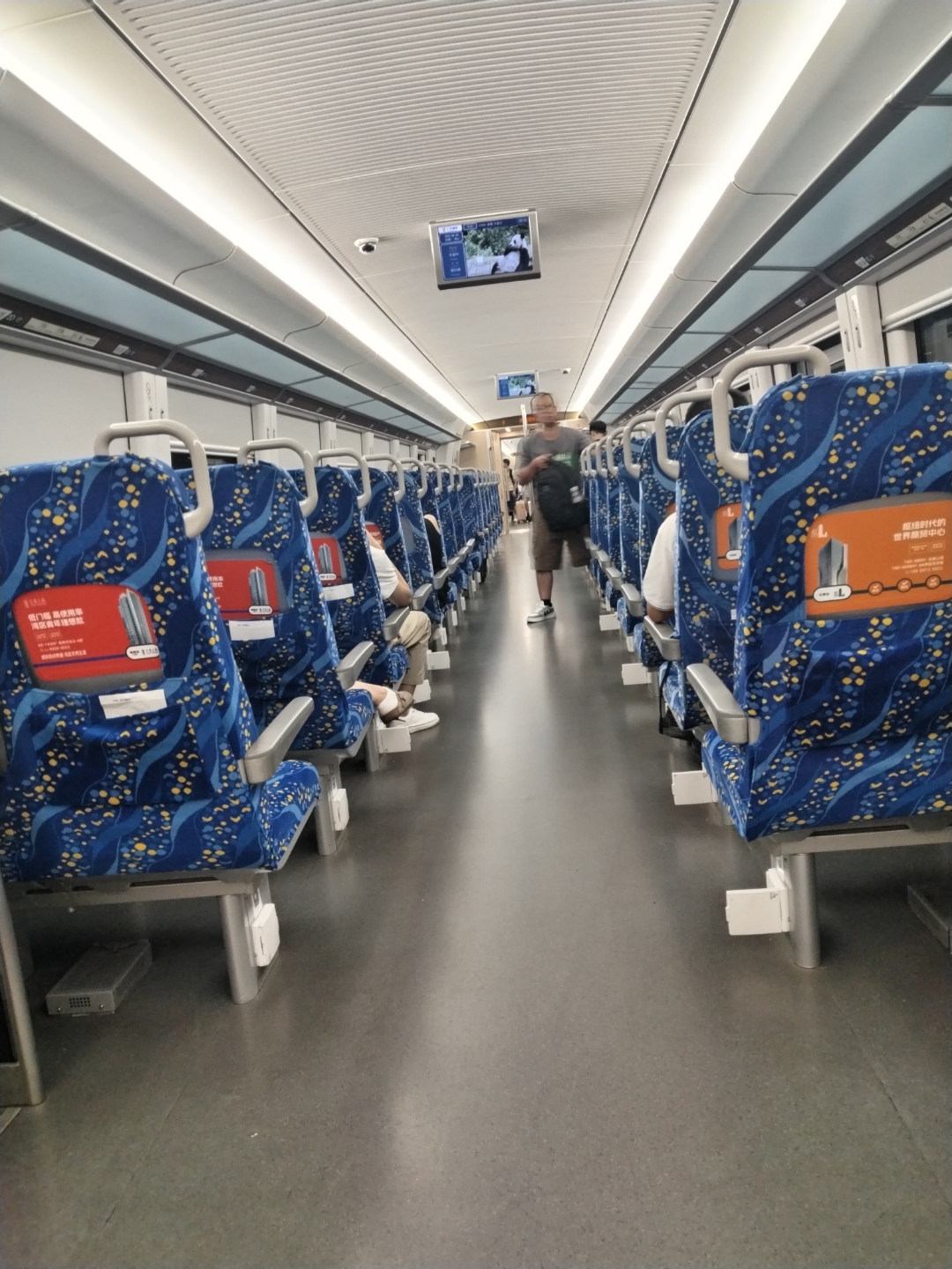 碰的壁越多,越凸显出来这一条路.接下来的日子加油吧