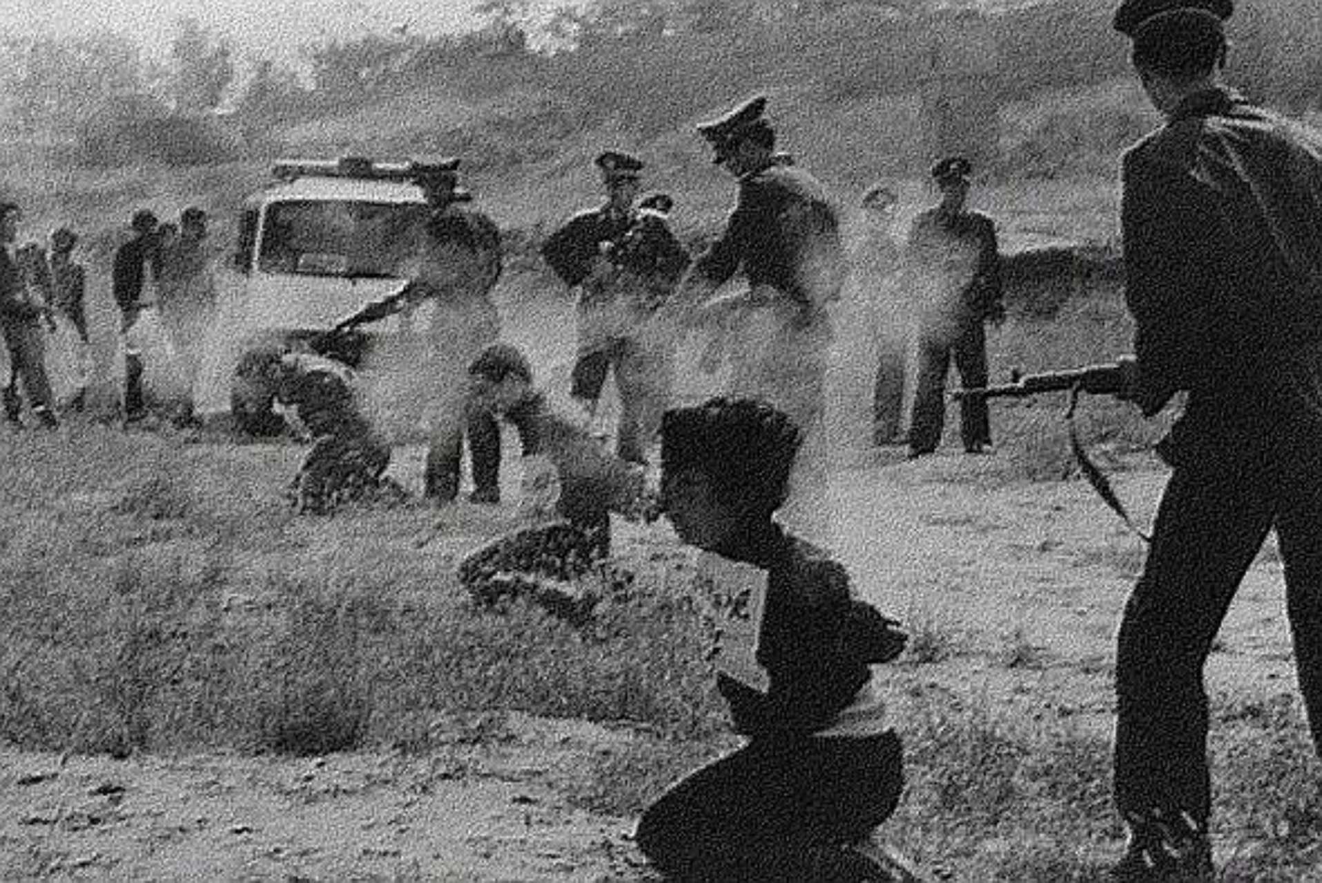 九元一颗的子弹,九十年代的枪决现场.