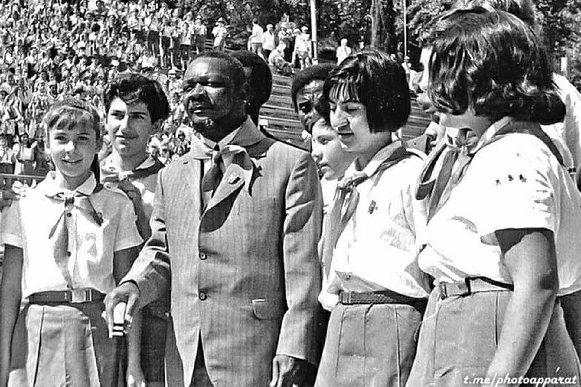 jean-bedel bokassa(博卡萨)1976年12月4号在中非称帝,处决不受欢迎的