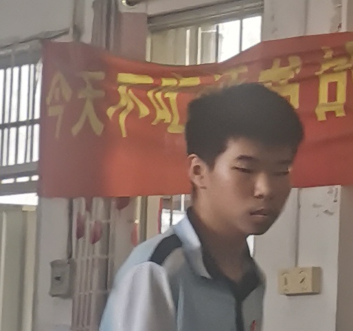 满级政治课代表黄pd