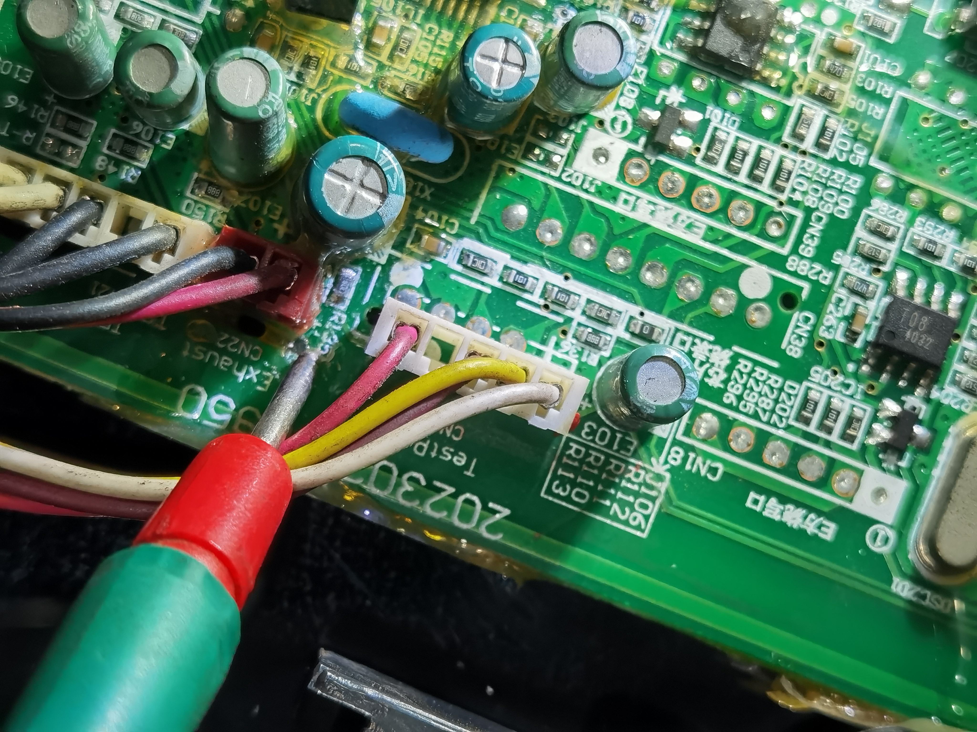 美的挂机变频主板kfr35w/bp-(311-1502-0515dk)换电阻解决e5