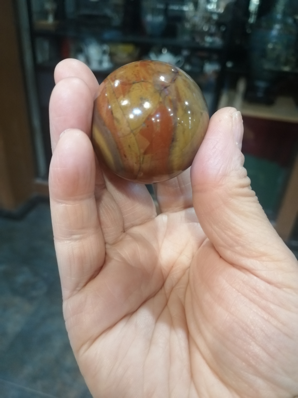 战国红玛瑙象形球,圆度40.9毫米左右喜欢的结缘