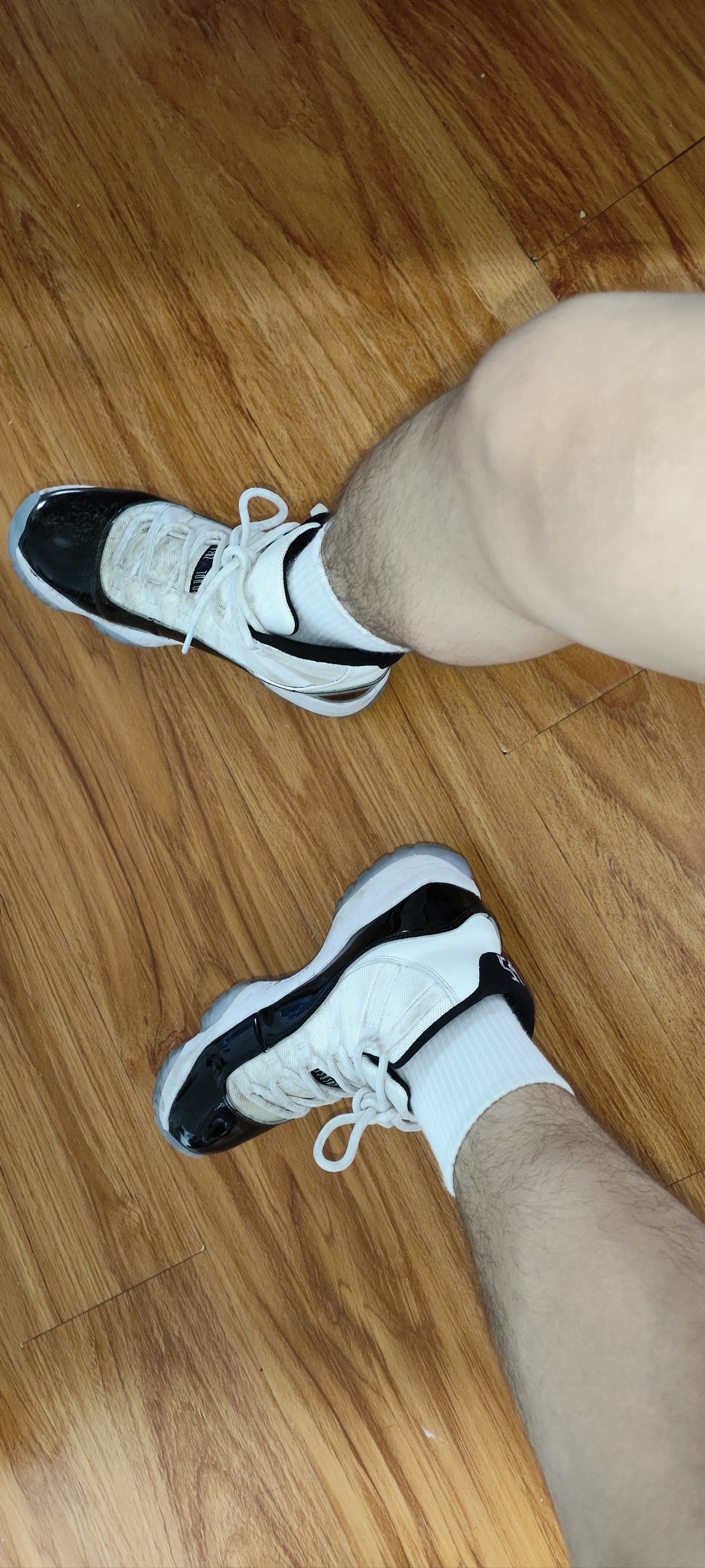脏了#体育生1s# #1s# #白袜帅哥# #白色袜子控# #你的帅哥肌肉男友