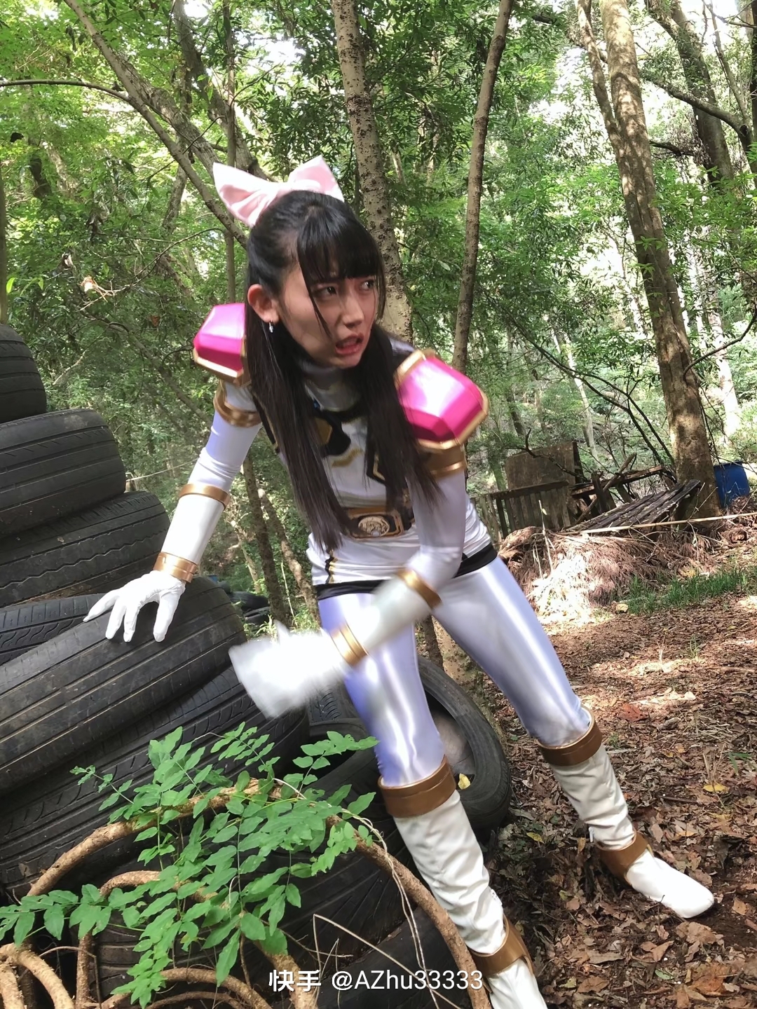 骑神战队白衣女战士