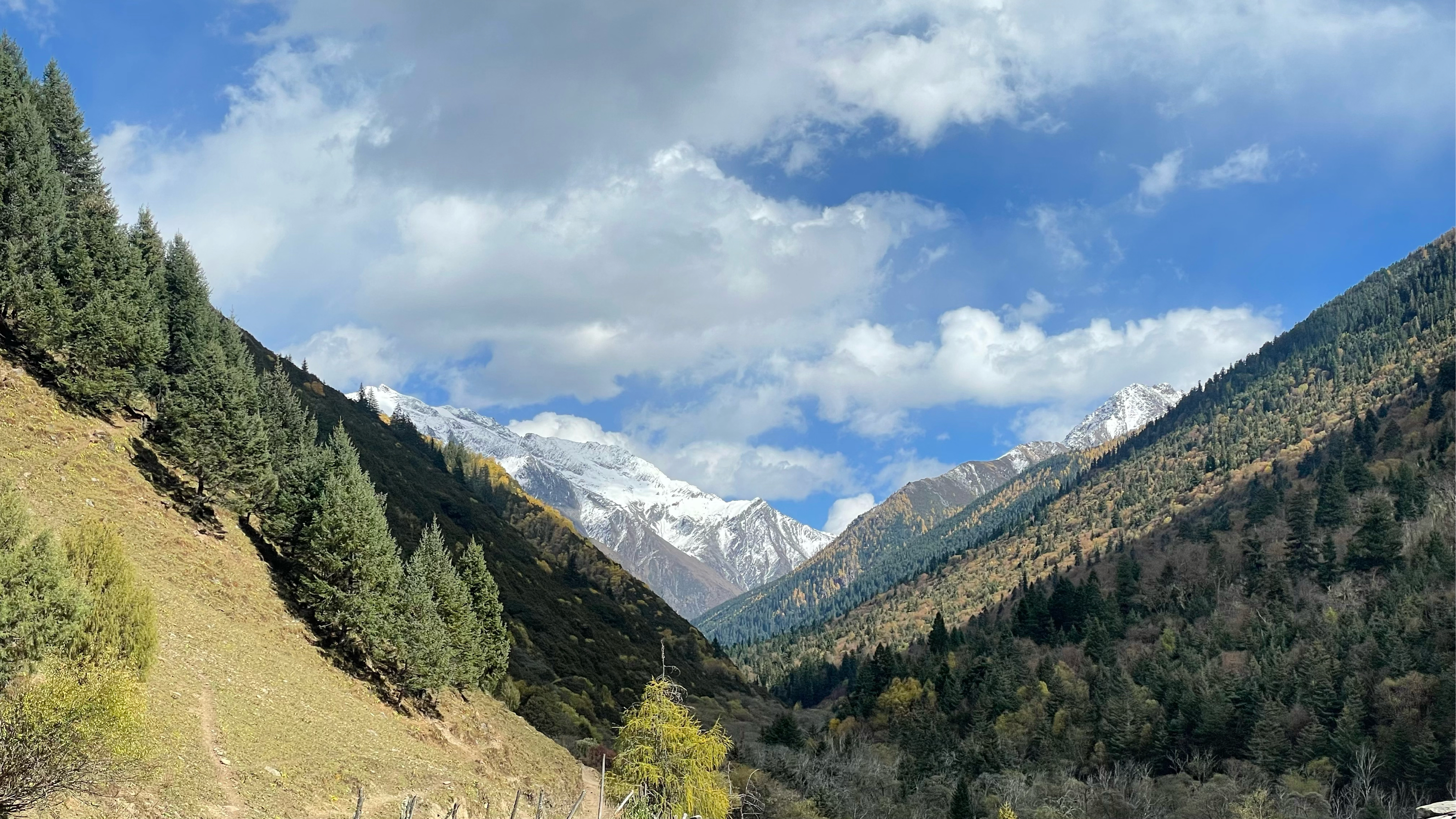 小金县两河口风景区图片