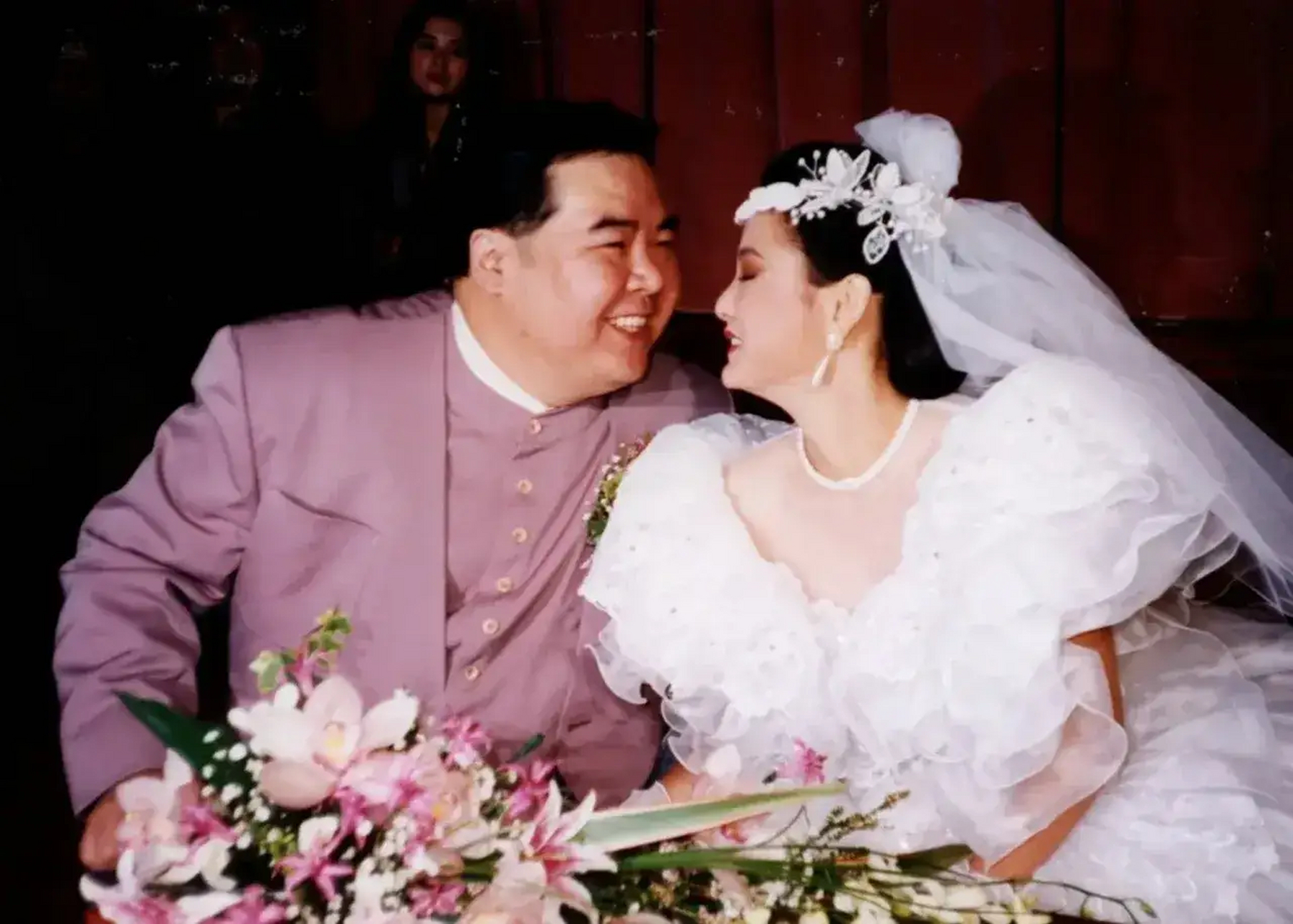1991年,郑则仕和妻子林燕明结婚时的合影.