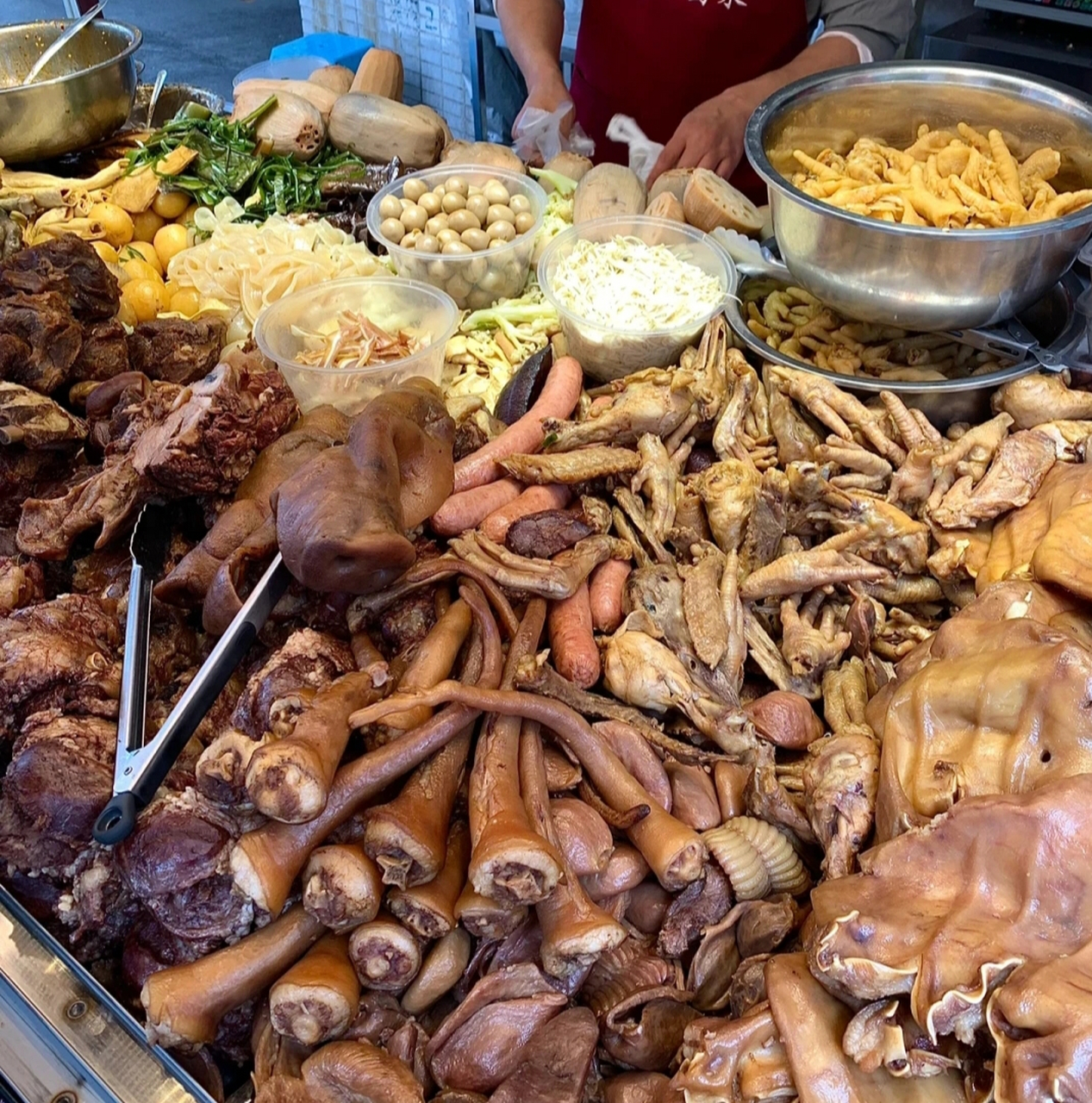 藏在重庆大坪小区的一家卤菜,卖了十多年了,巨香!