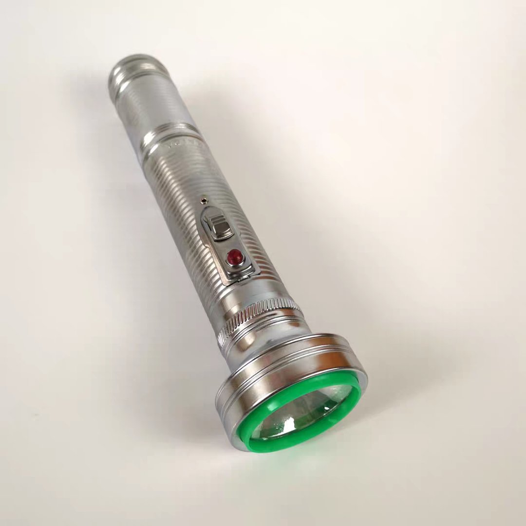 曾经上街大人们拉着我们的手进百货小屋子里买到这个