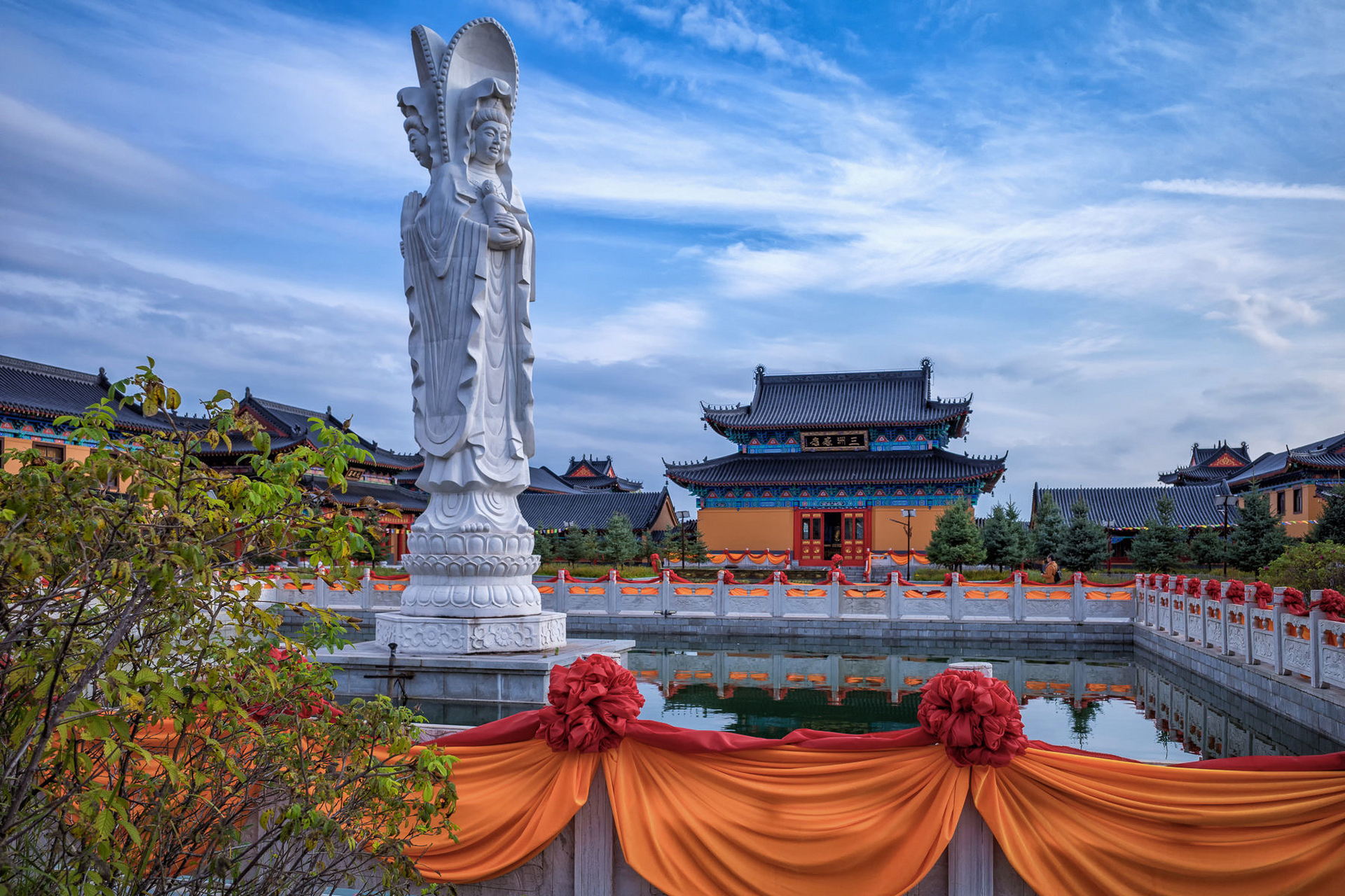 长白山泰安寺是长白山区最早的佛教圣地之一,初建于曹魏末年,距今