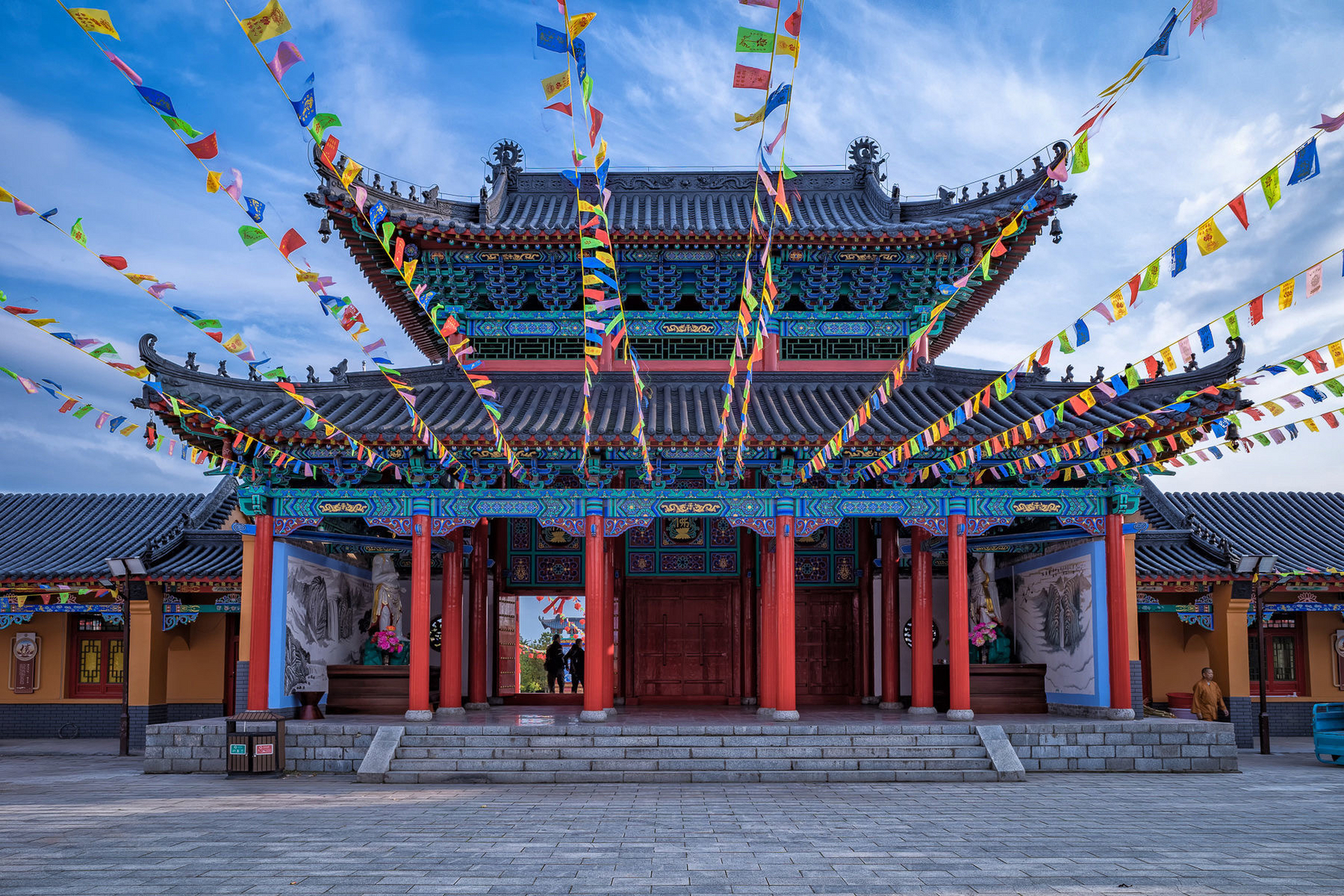 "长白山泰安寺"是长白山区最早的佛教圣地之一,初建于曹魏末年,距今