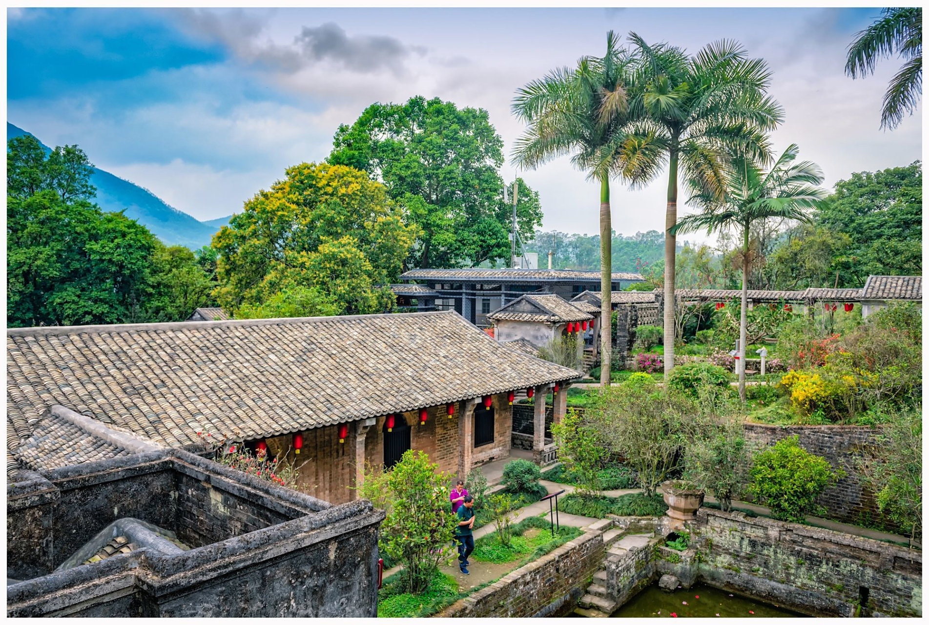 谢鲁山庄坐落在玉林陆川县西南24公里的乌石镇谢鲁村,号称中国四大