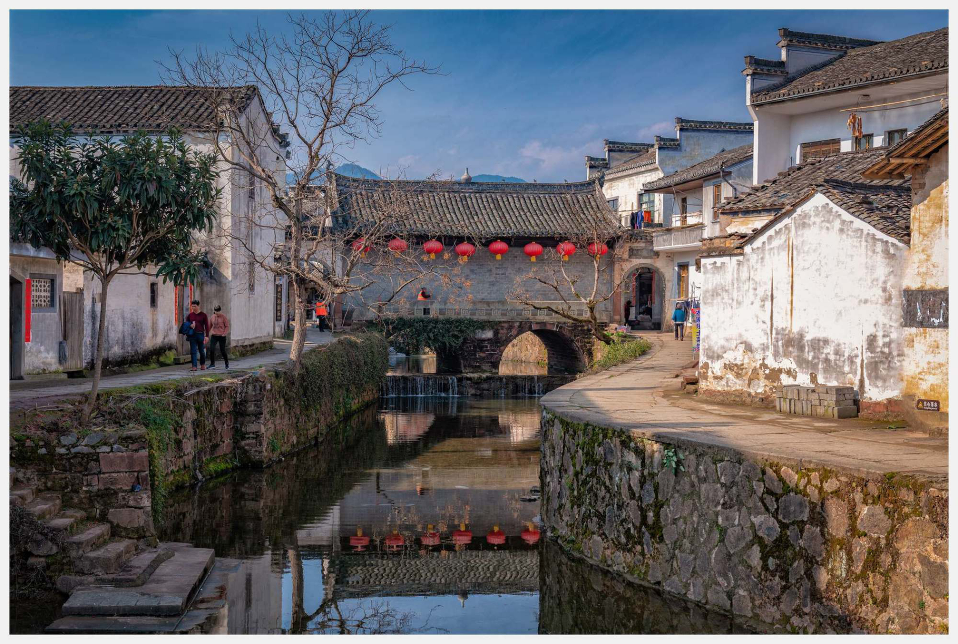 黄山市徽州唐模古村,始建于唐,发展于宋元,盛于明清,历史传说因其经济