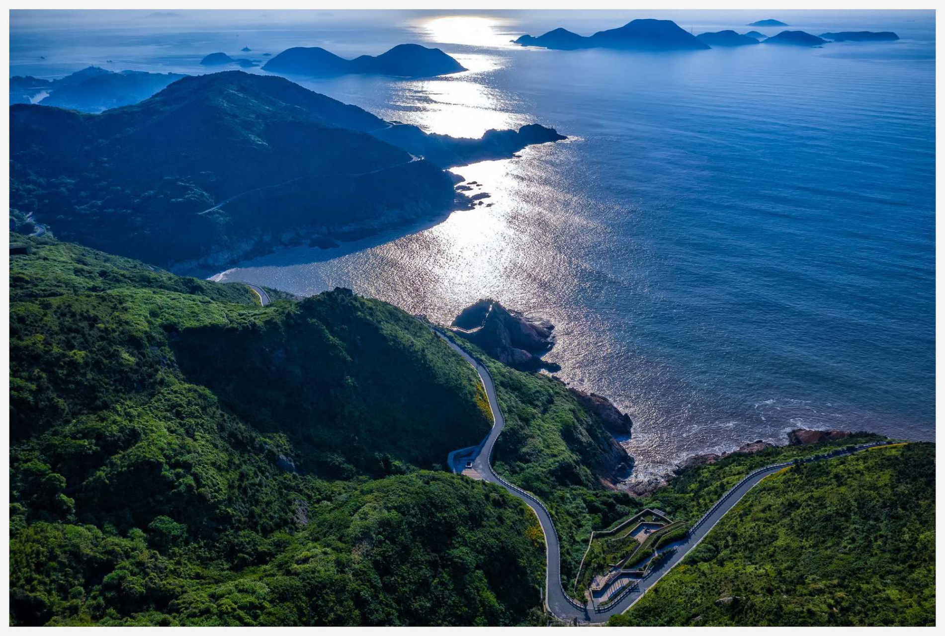 石塘镇,位于温岭市东南濒海处,是一个古老的渔村集镇.