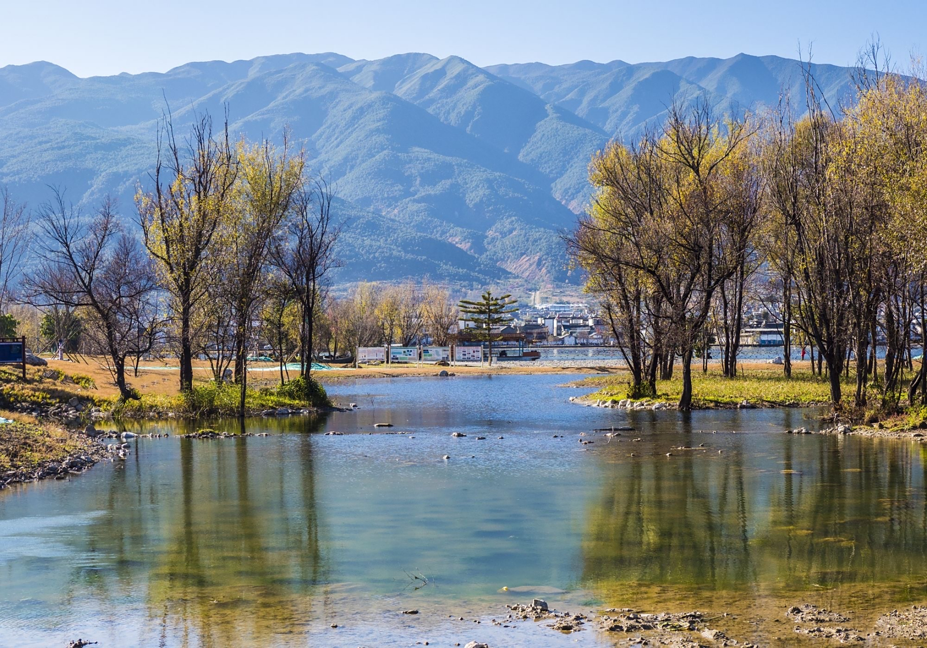 才村 才村地处云南省大理市大理镇的大理古城东边,位于洱海西岸,辖区
