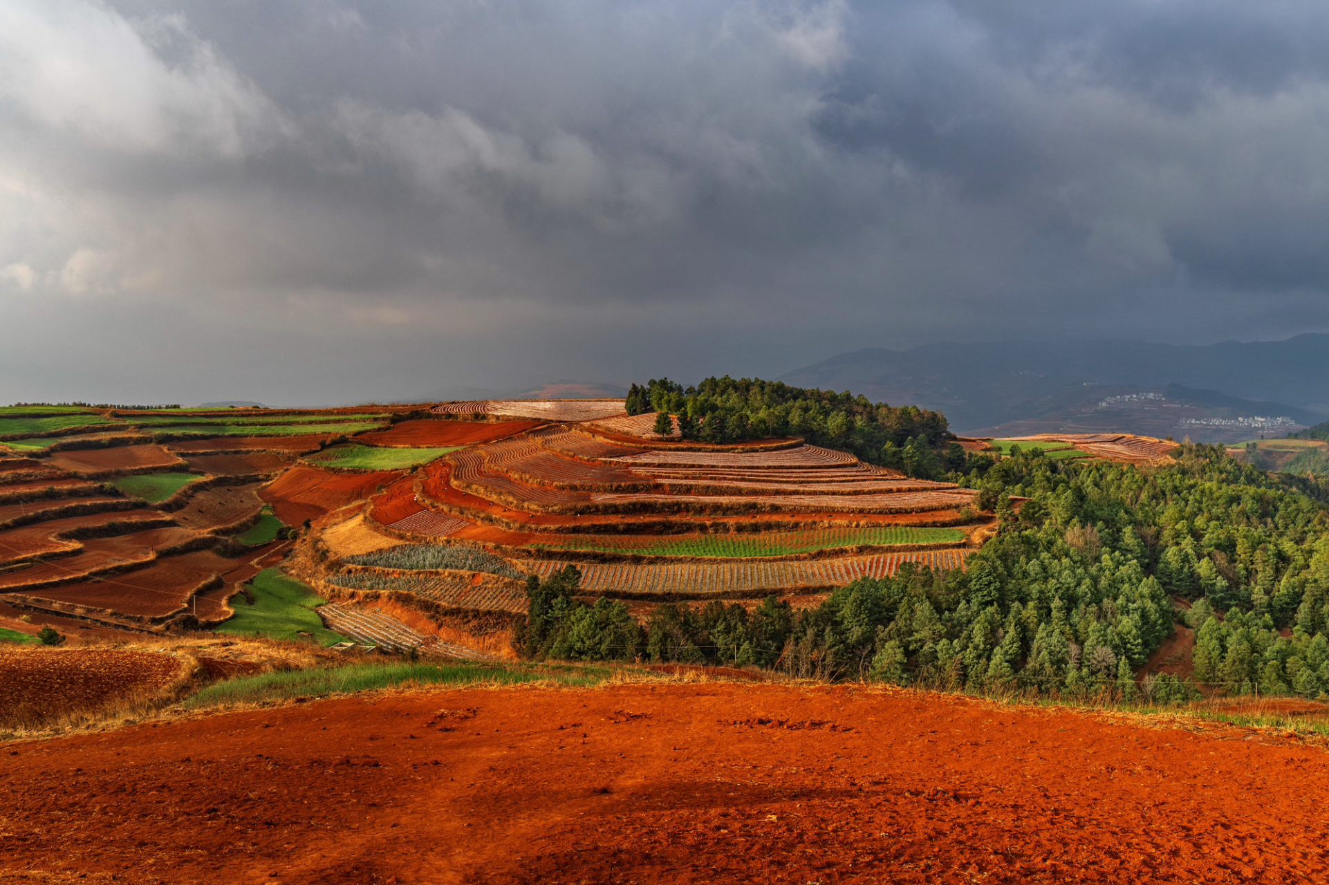 乐谱凹也是东川红土地景区的一个主要观景点,这里非常有特色,也很漂亮