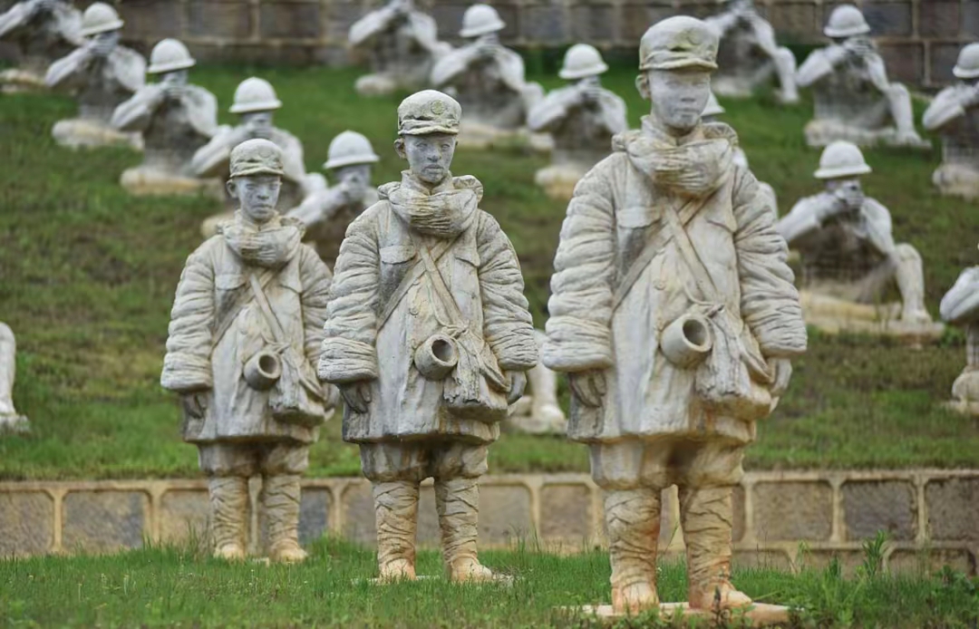 一寸山河一寸血,松山战役7000娃娃兵,当永远被铭记,强烈建议将这一