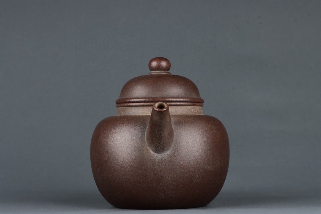 大彬莲子紫砂壶 款识:时大彬 明代 高 10.8×15.5cm