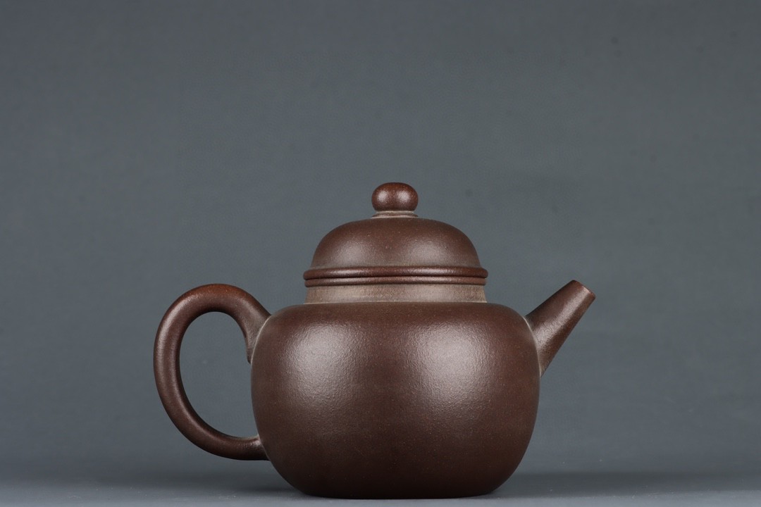 大彬莲子紫砂壶 款识:时大彬 明代 高 10.8×15.5cm