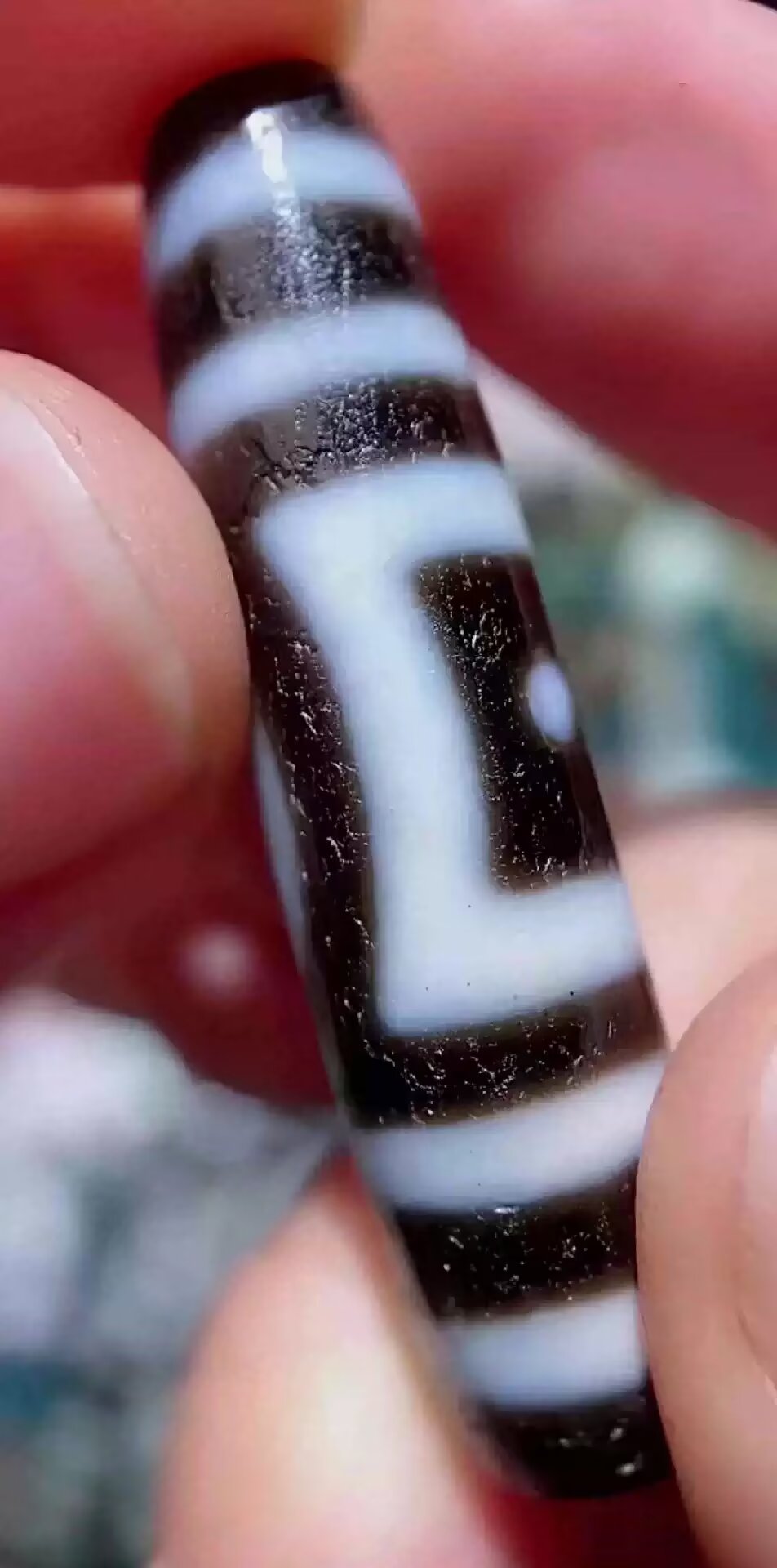 西藏藏地至纯天珠星辰一眼小精品一枚  藏地回流,玛瑙材质,略带蓝沁