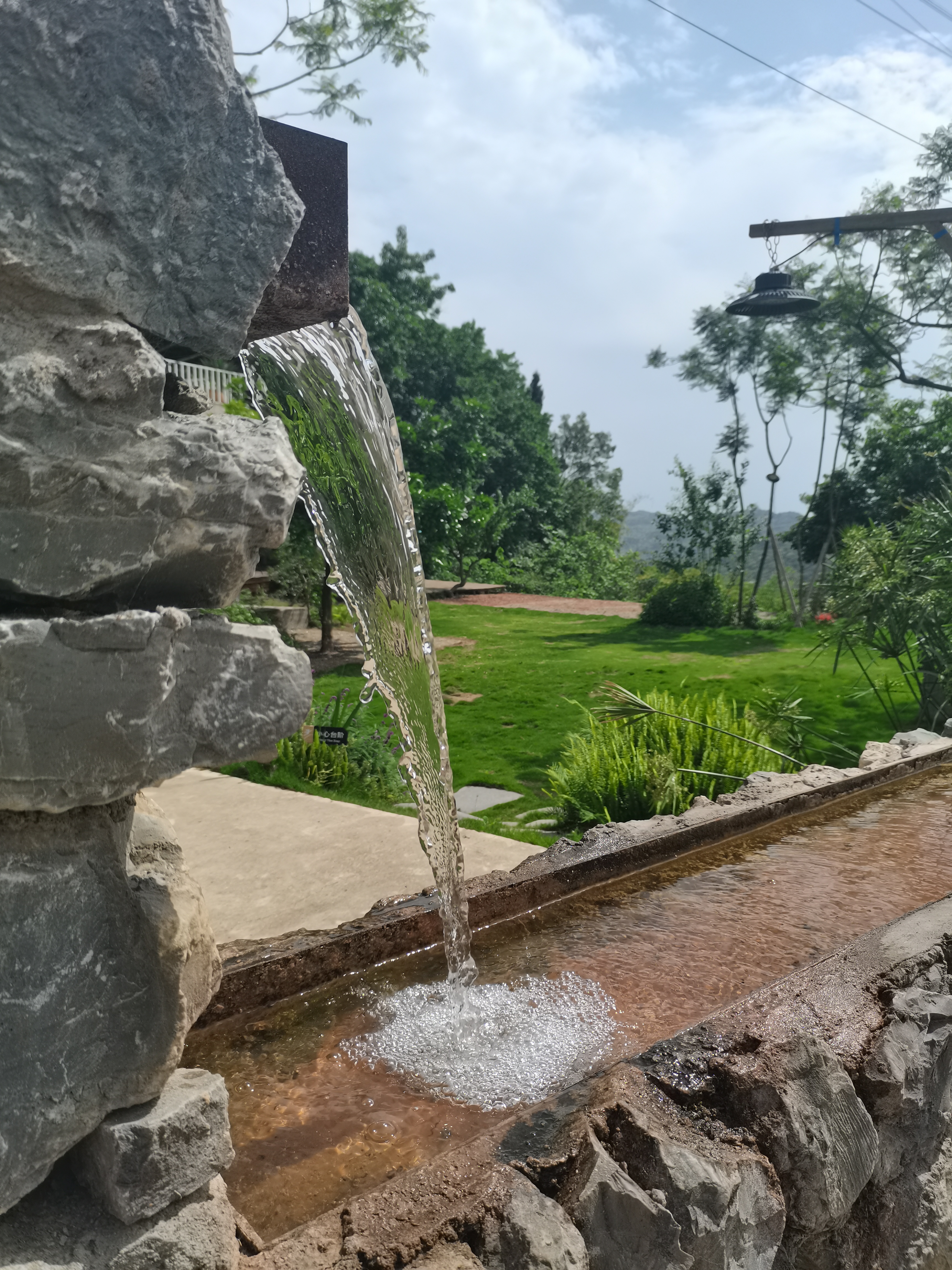龙泉山上最佳婚纱拍摄地-十安 67置身于大自然-流水,花开,树荫,逐鹿