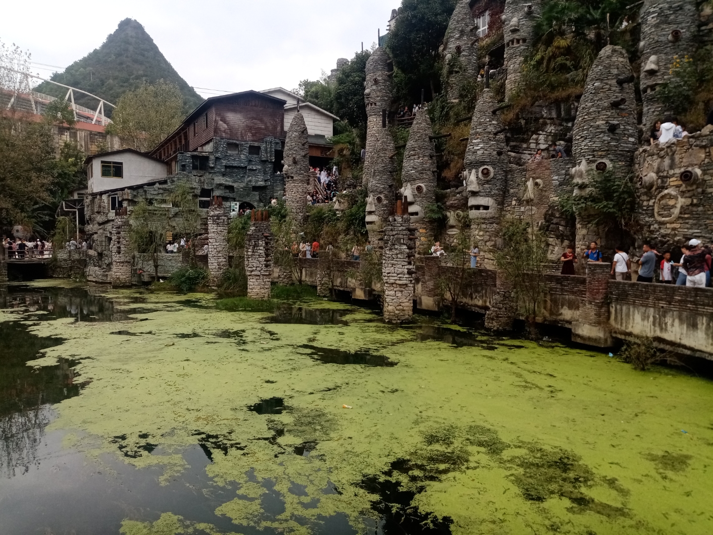 贵州贵阳夜郎谷,一个魔幻的地方!