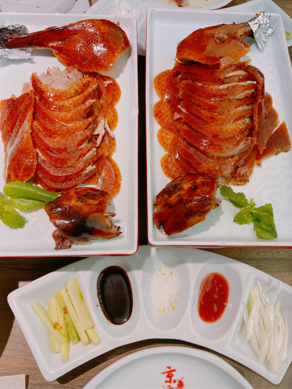 这是这一个9715里的第五次烤鸭,第二次京华烟云.