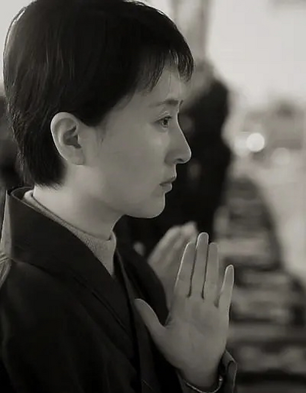 我真是服了,陈晓旭哪里小鼻子小眼睛了?