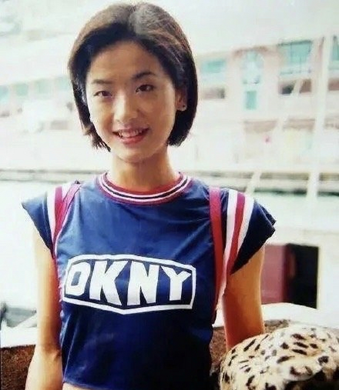 看徐濠萦年轻时的照片,就知道陈奕迅为什么那么爱她了.