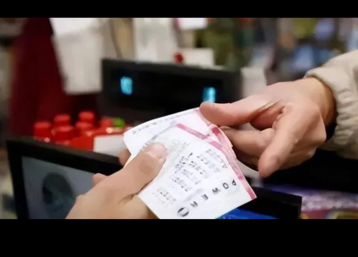纸质彩票是唯一兑奖凭证彩票平台- 彩票网站- 彩票APP下载 【官网推荐】……中国体育彩票再发合法购彩提示