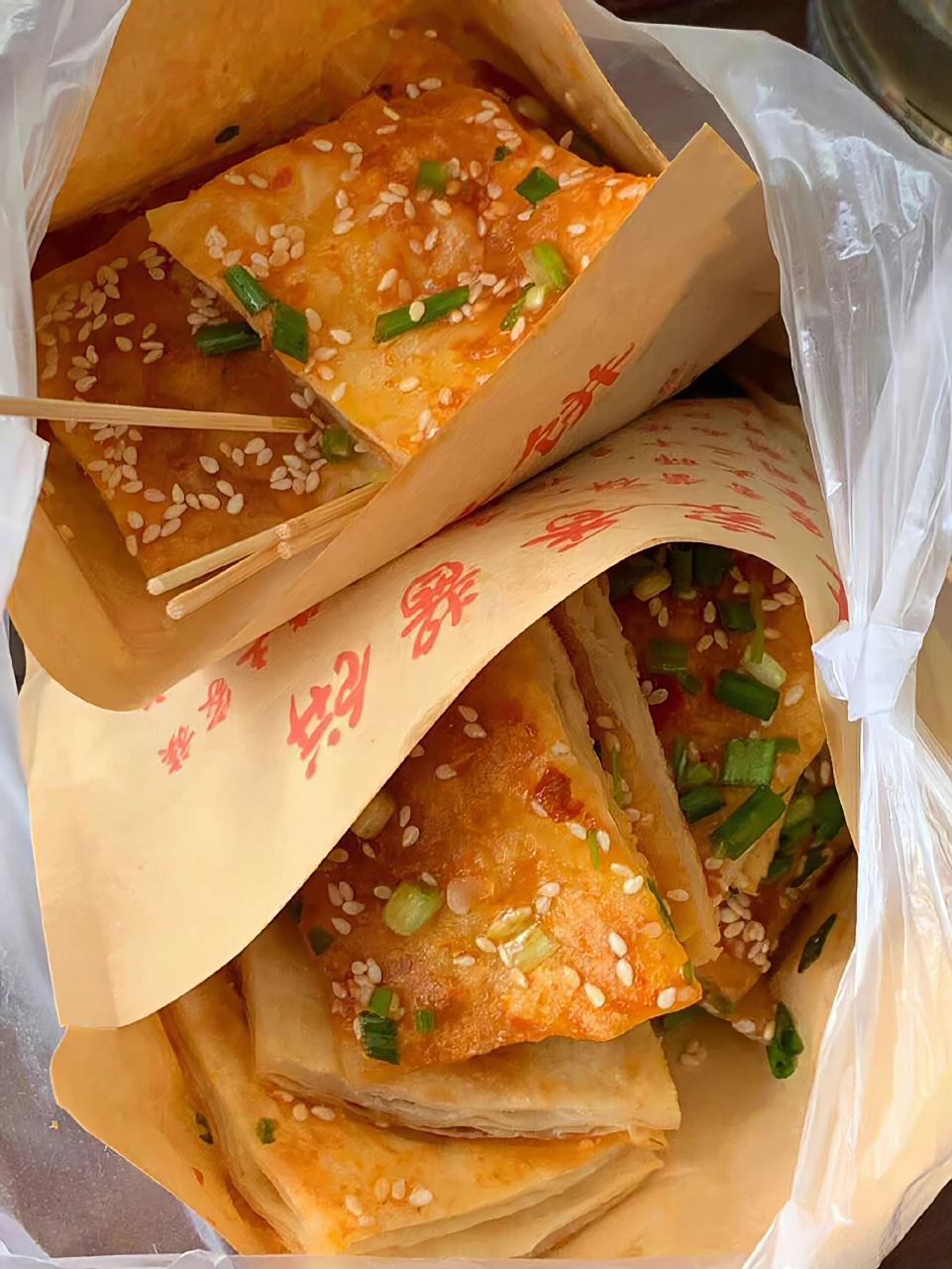 土家酱香饼,我不是土家人可以吃吗?