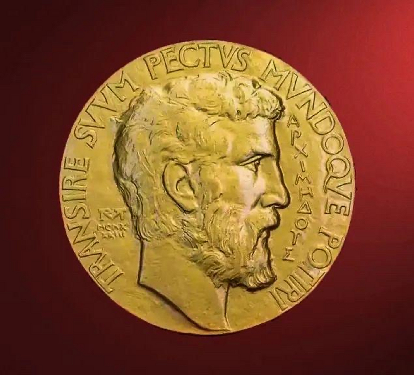 菲尔兹奖是数学界的最高奖项之一,由于俄罗斯在数学领域有着深厚的