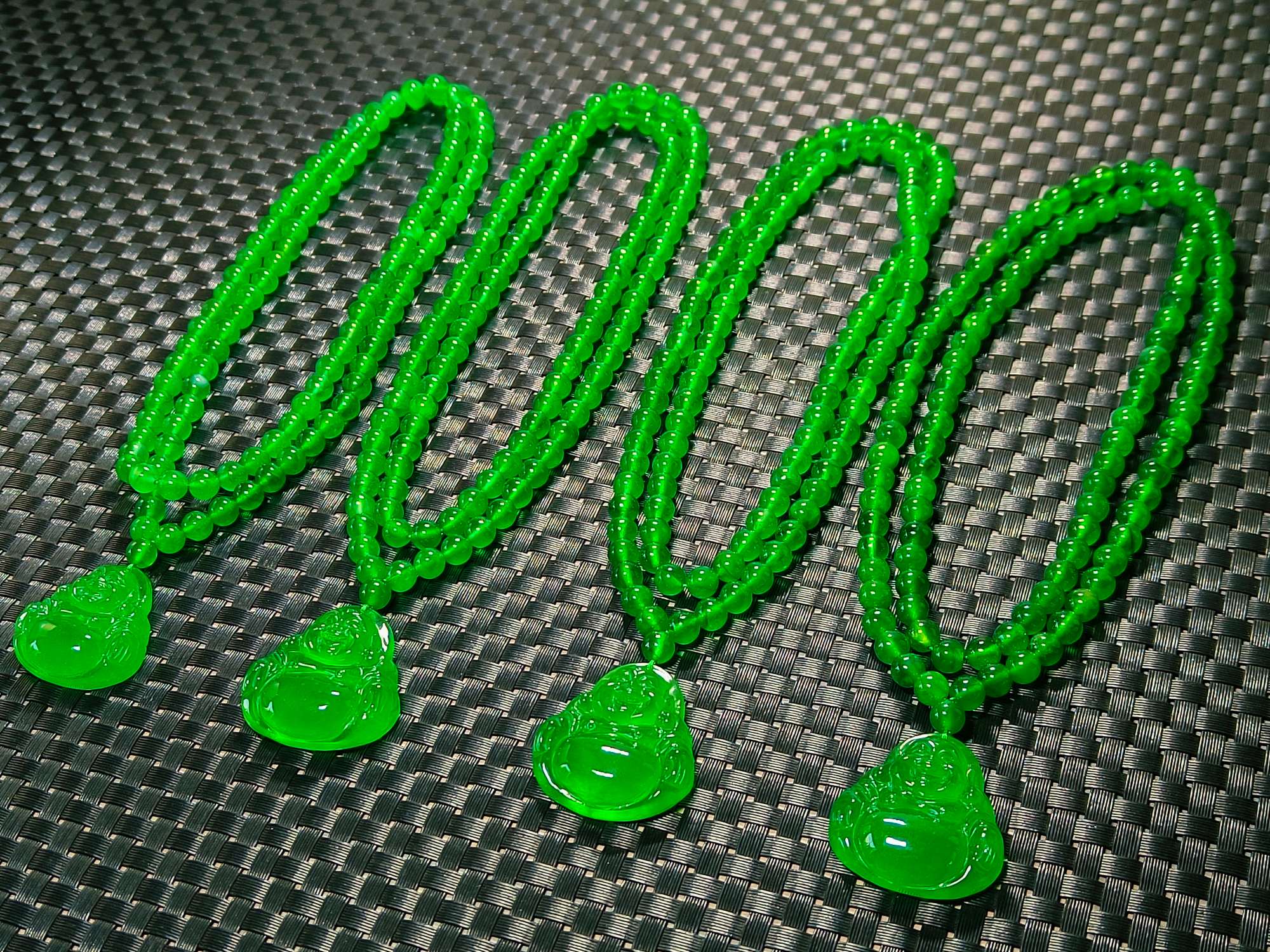 龙石种帝王绿翡翠项链#翡翠# #盘盘老物件