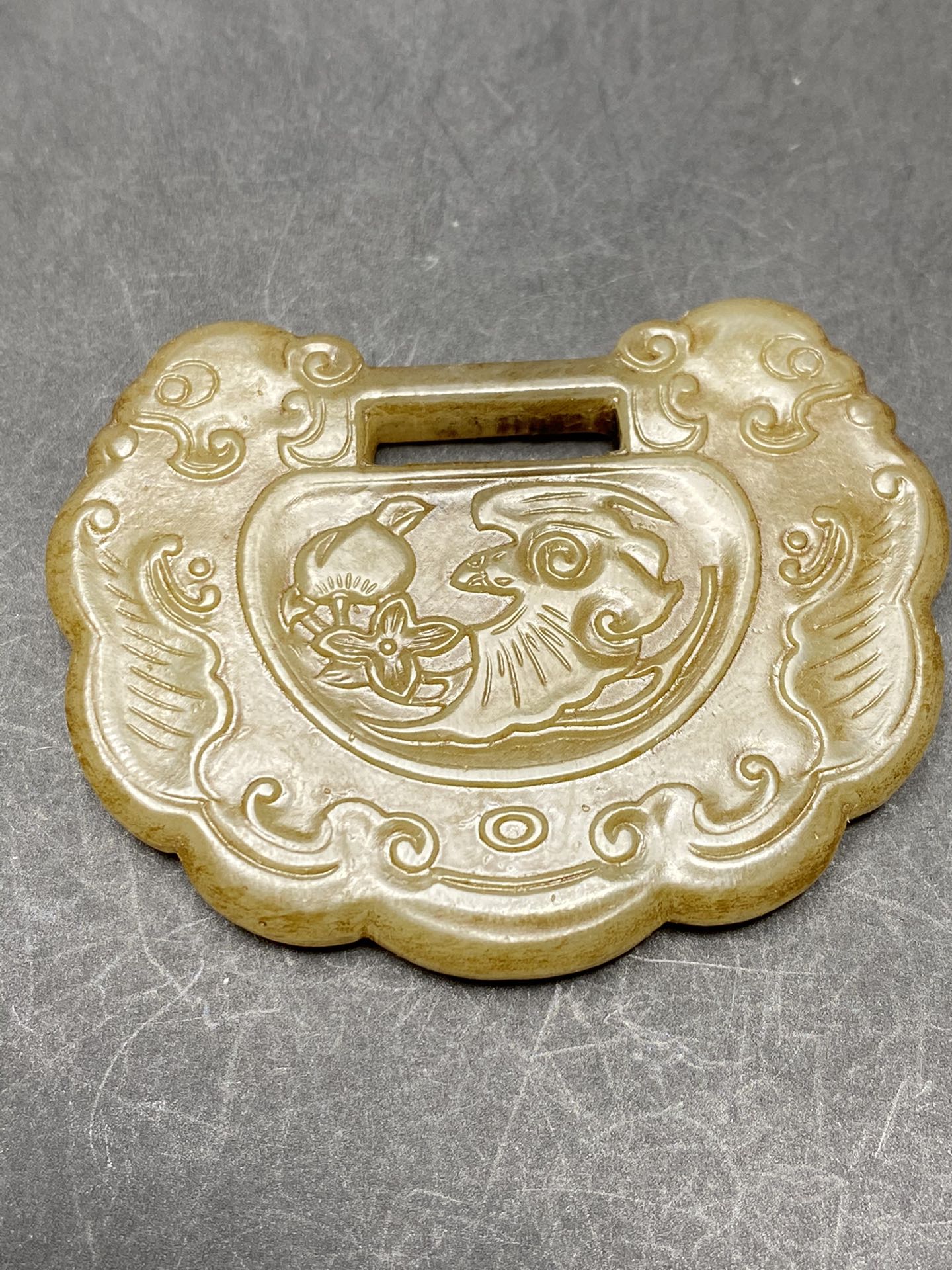 和田玉 玉牌 天官赐福 长命锁#老物件# #盘盘老物件