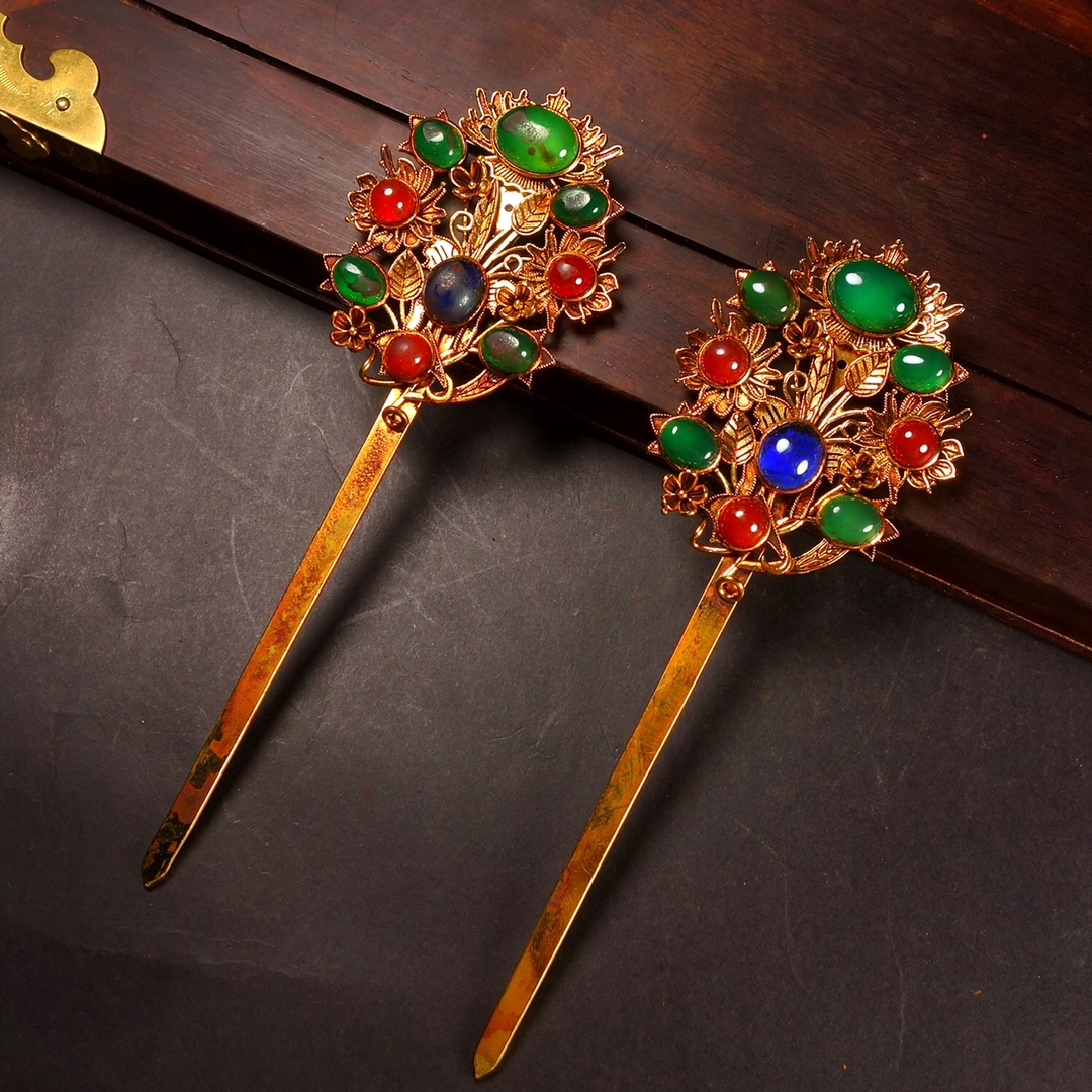 宝石镶嵌 手工掐丝发簪#古董古玩收藏# #盘盘老物件