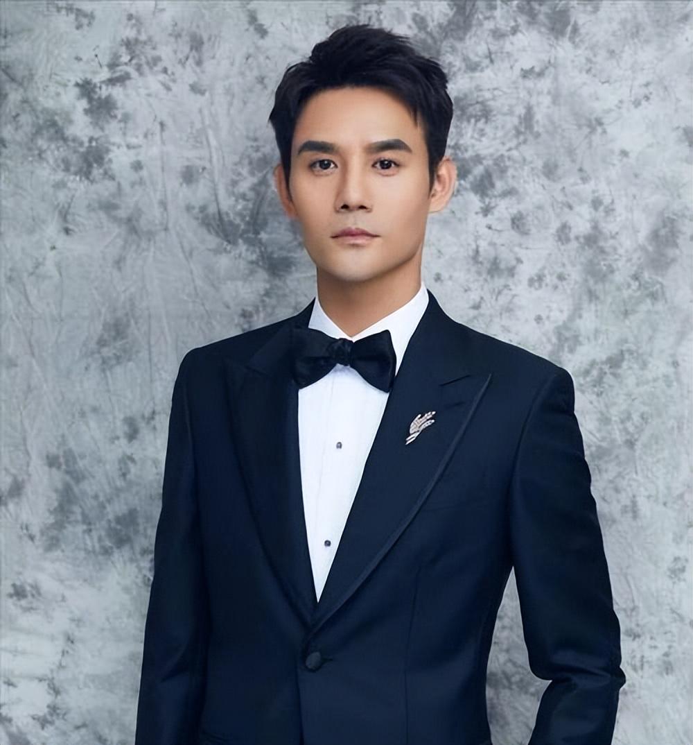 王凯:于演艺征途,雕琢时光的行者