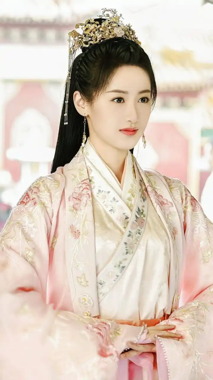 袁冰妍:古装剧里的灵动精灵