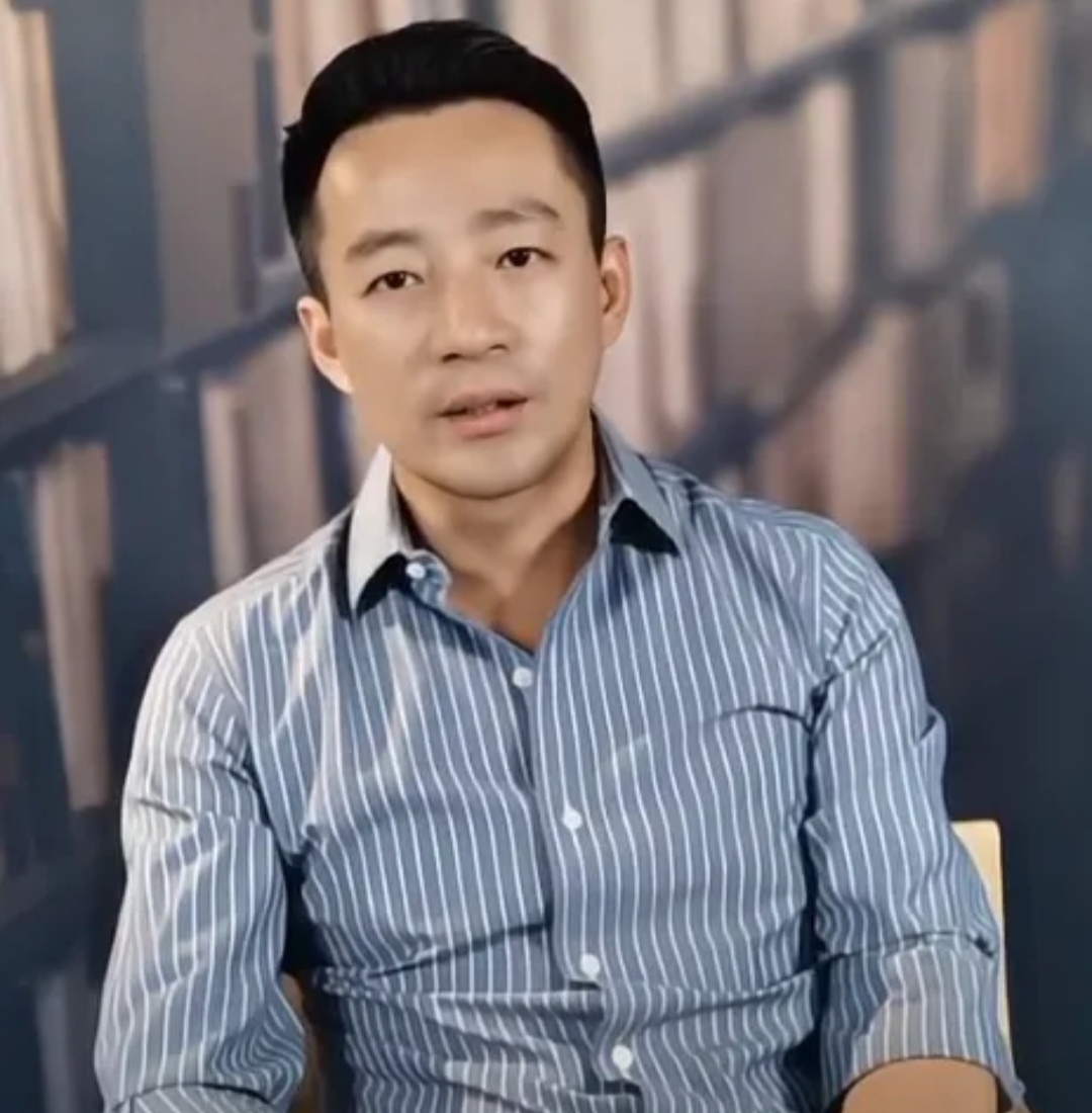 在汪小菲与大s纷繁复杂的情感纠葛中,有一种情愫始终难以厘清