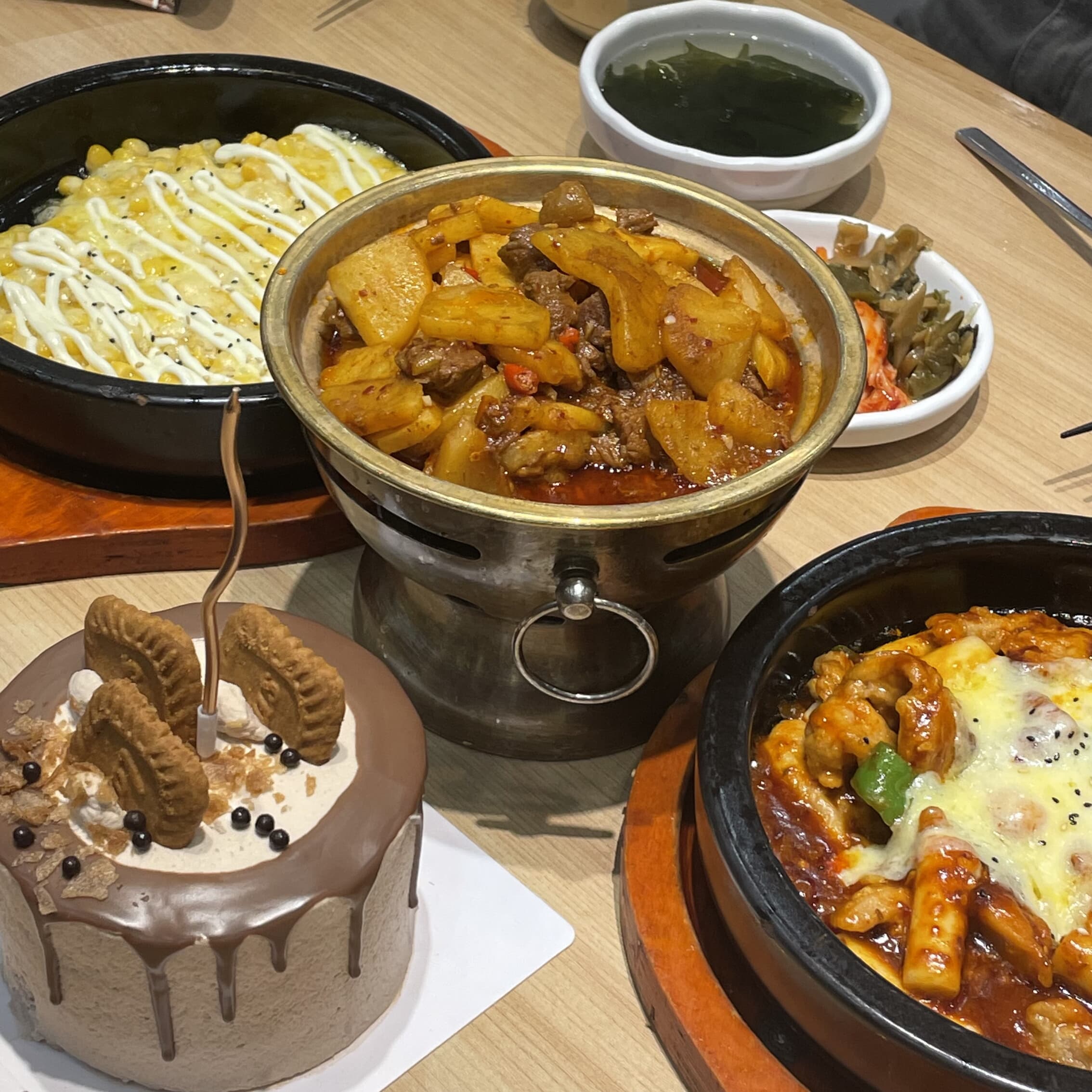 潍坊科技学院的饭菜怎么样  潍坊科技学院位于潍坊市寿光市,目前校园